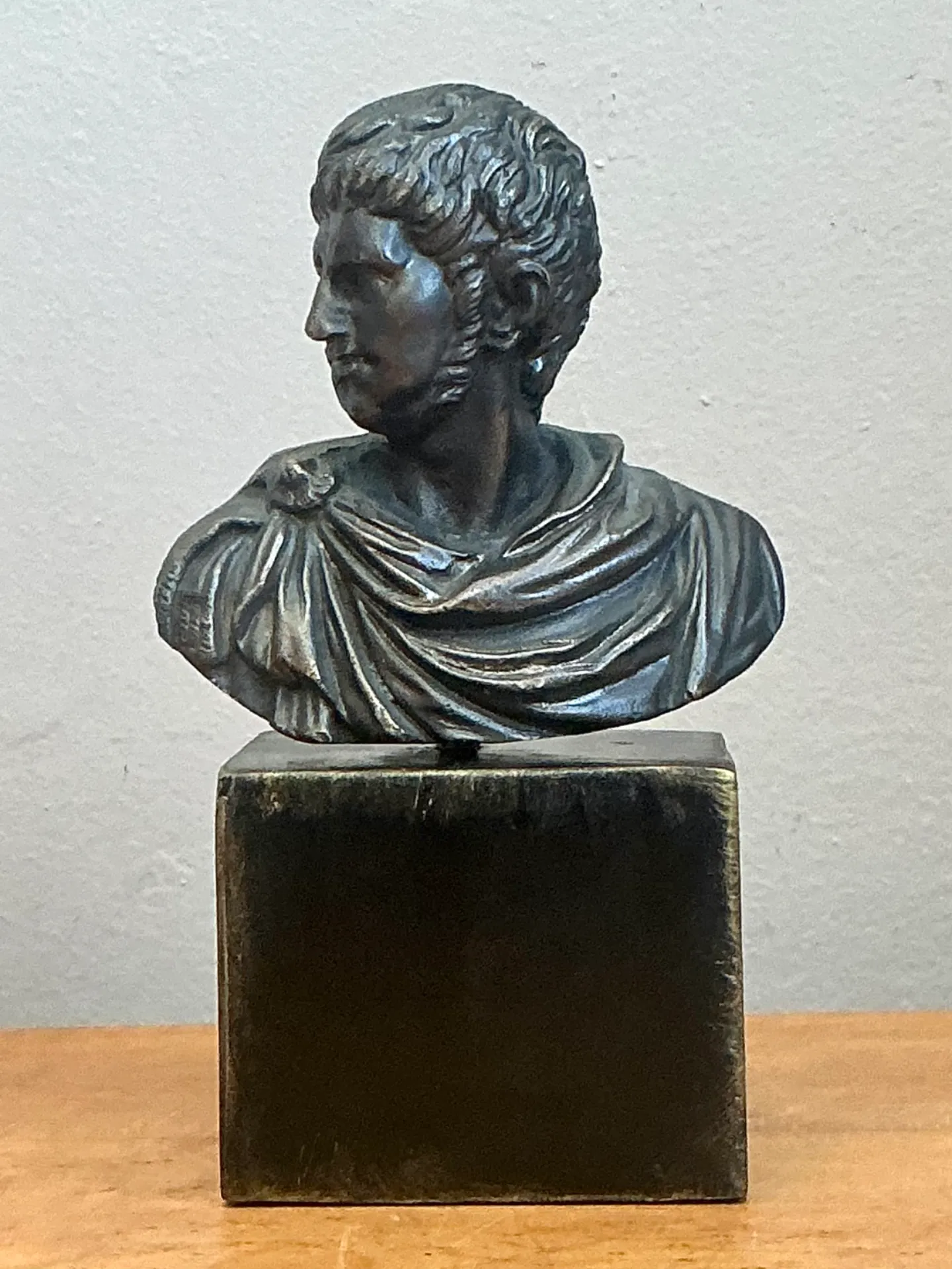 Vintage Roman Emperor Bust on Plinth — additional photo 8