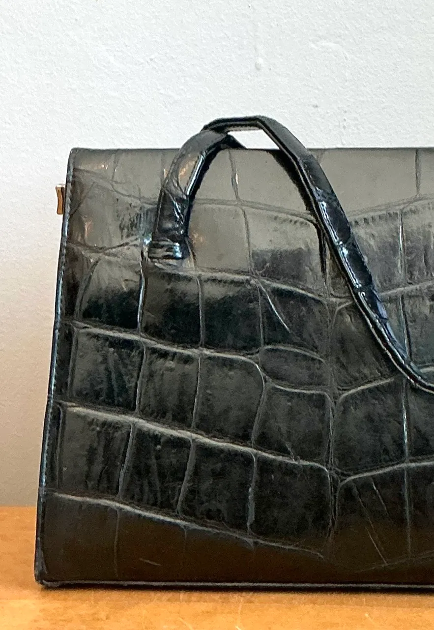 Vintage Crocodile Handbag with Metal Frame — additional photo 1