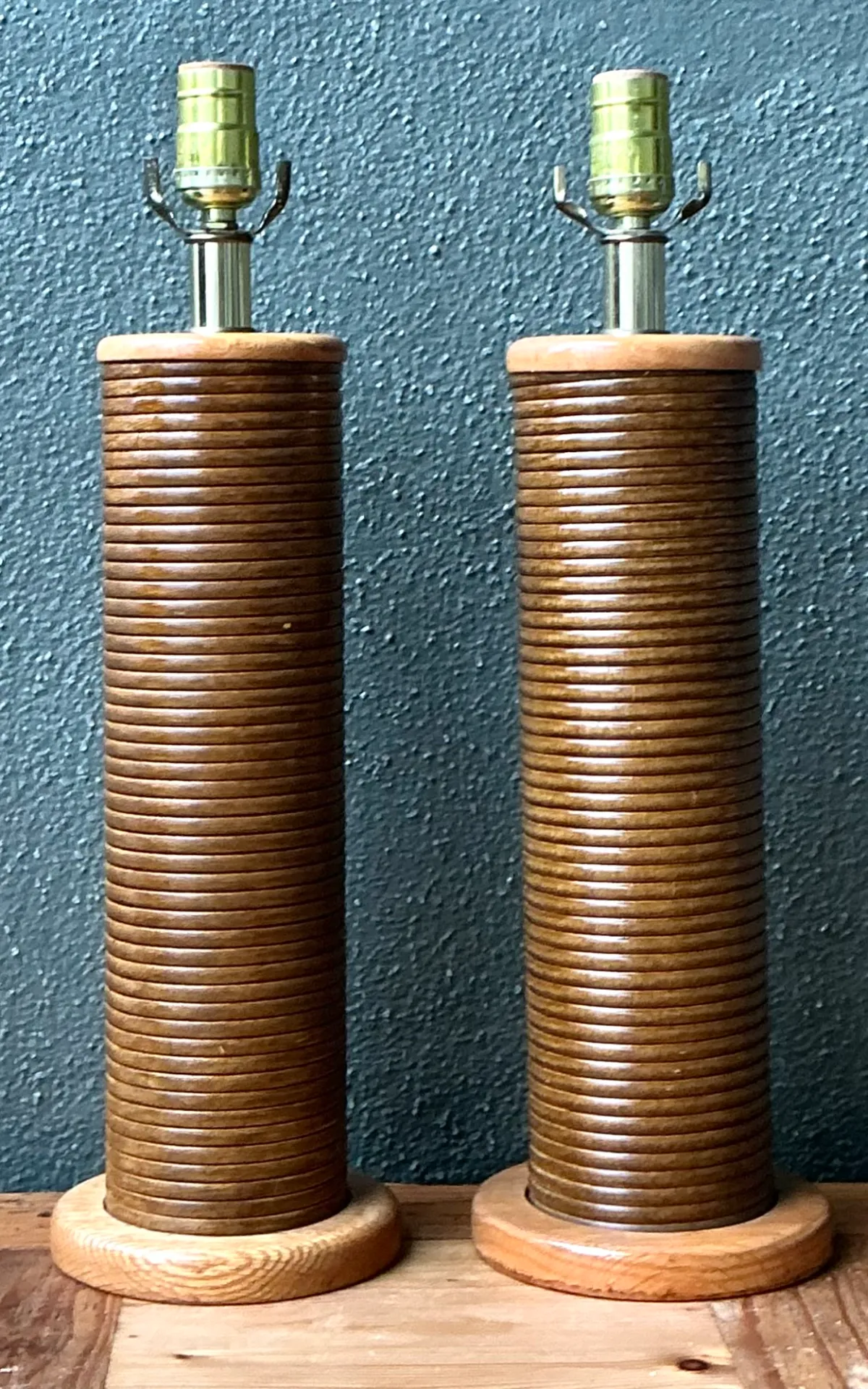 Vintage Pencil Reed Cylinder Lamps - A Pair — additional photo 8