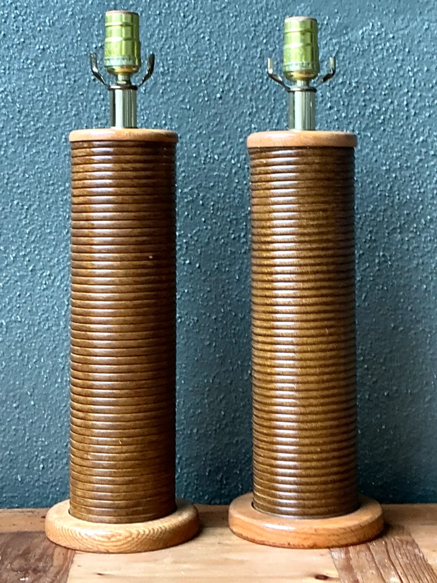 Vintage Pencil Reed Cylinder Lamps - A Pair — additional photo 5