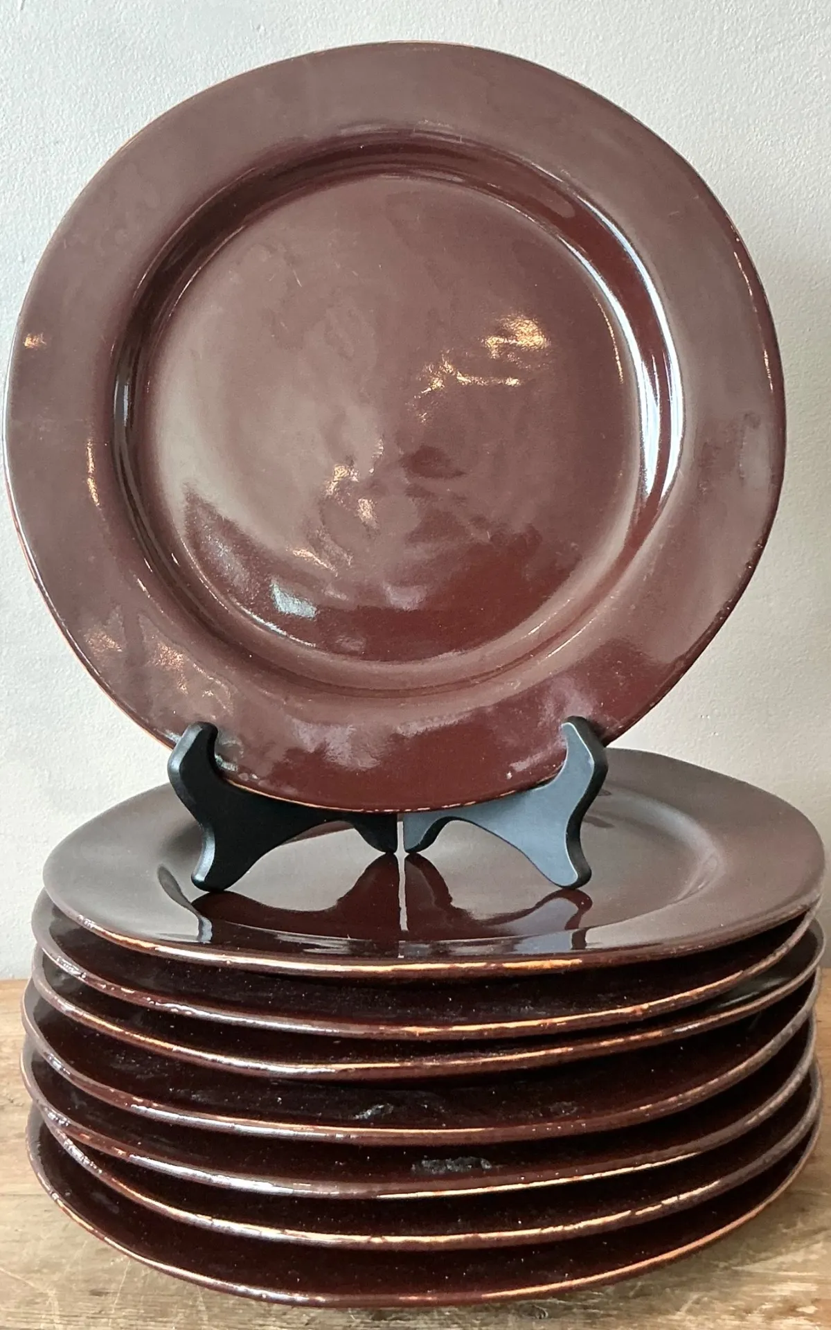 Vintage Italian Vietri Glazed Ceramic Plates - Set of 8 - Top view