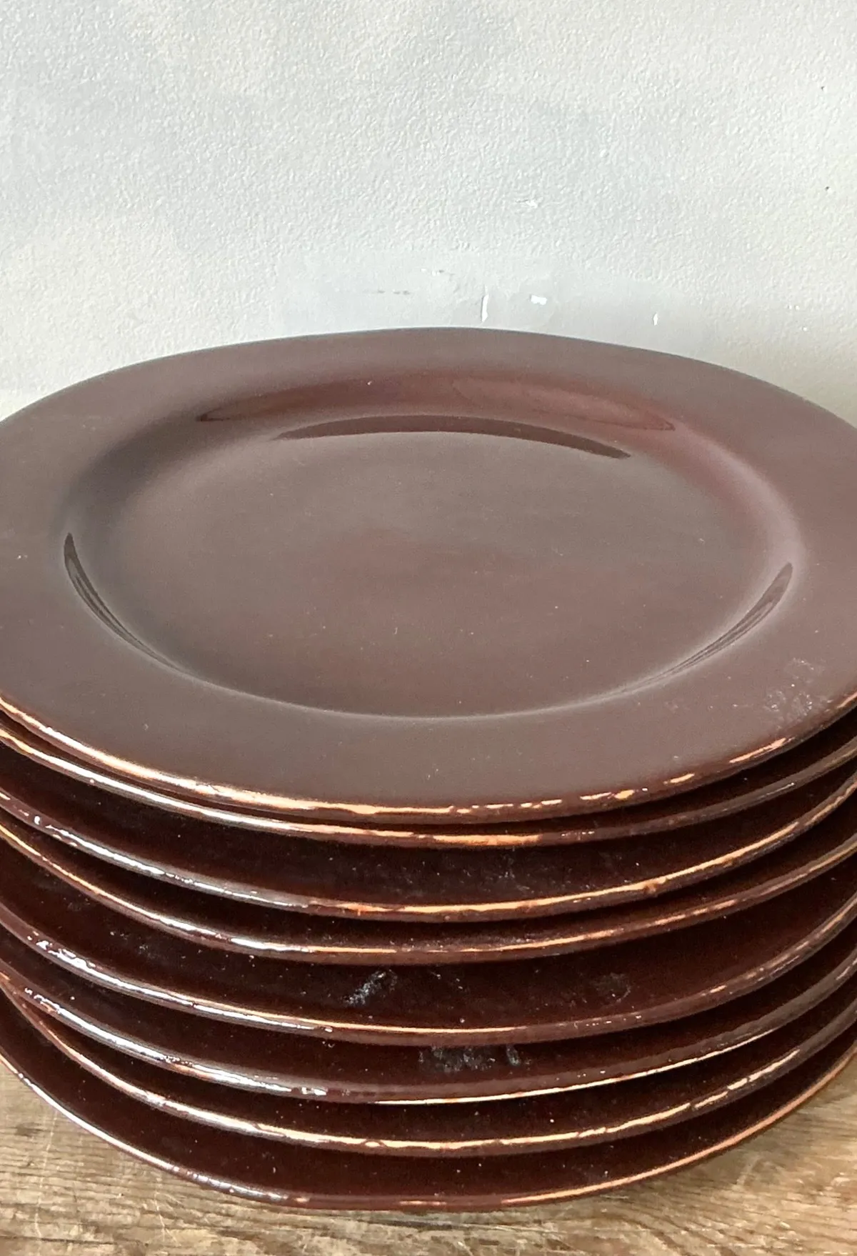 Vintage Italian Vietri Glazed Ceramic Plates - Set of 8 - Bottom view