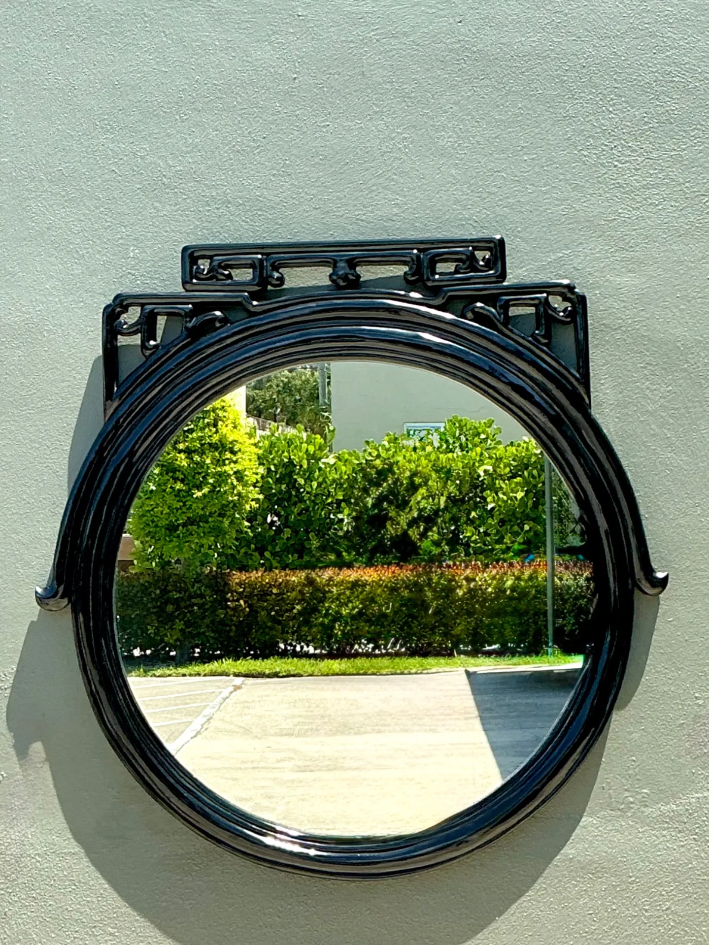 Vintage Black Lacquered Fretwork Round Wall Mirror — additional photo 3