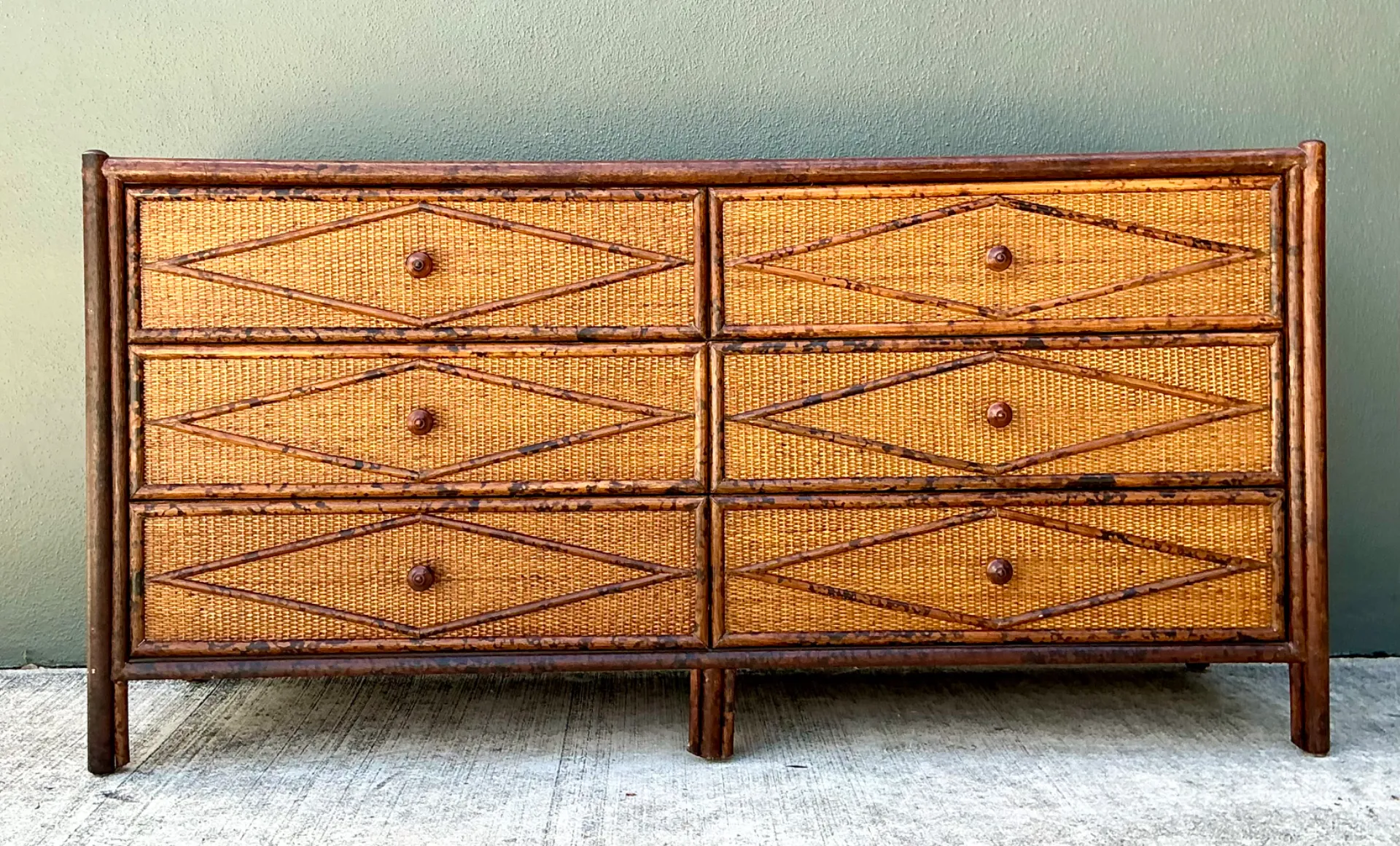 Vintage Diamond Rattan and Wood Six-Drawer Dresser — additional photo 1