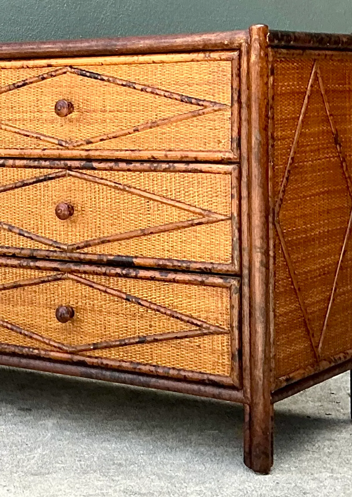 Vintage Diamond Rattan and Wood Six-Drawer Dresser — additional photo 2