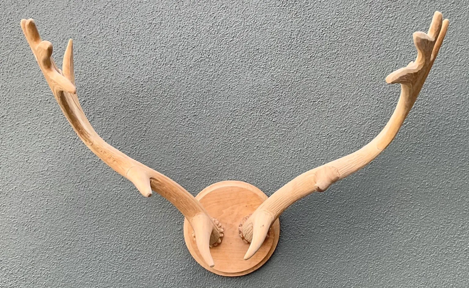 Vintage Carved Wood Antler Wall Mount — additional photo 1