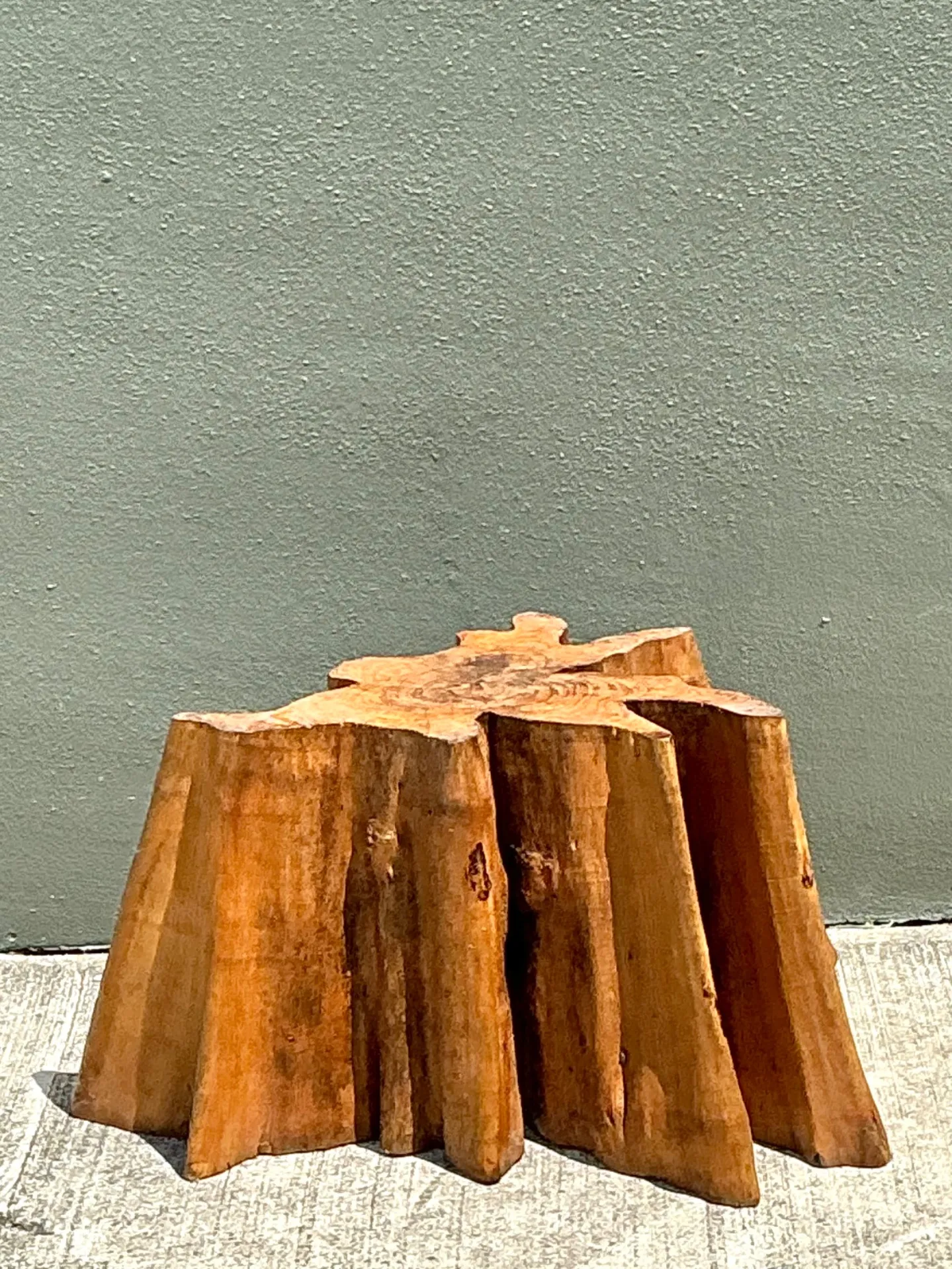 Vintage Natural Wood Tree Stump Table — additional photo 5