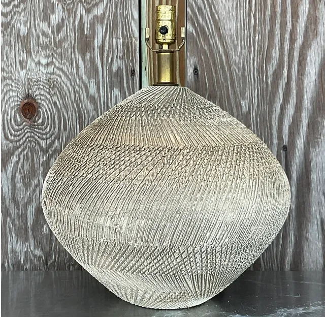 Vintage Scored Ceramic Table Lamp — additional photo 4