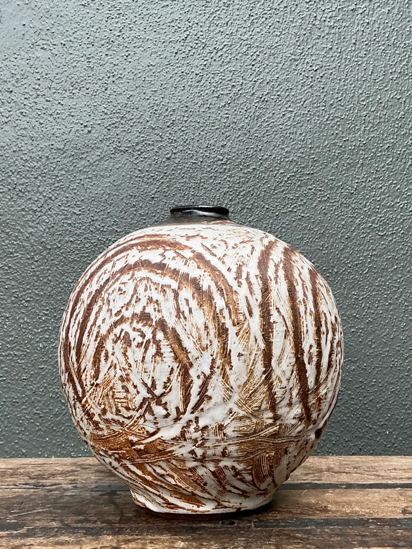 Vintage Abstract Ceramic Vessel — additional photo 6