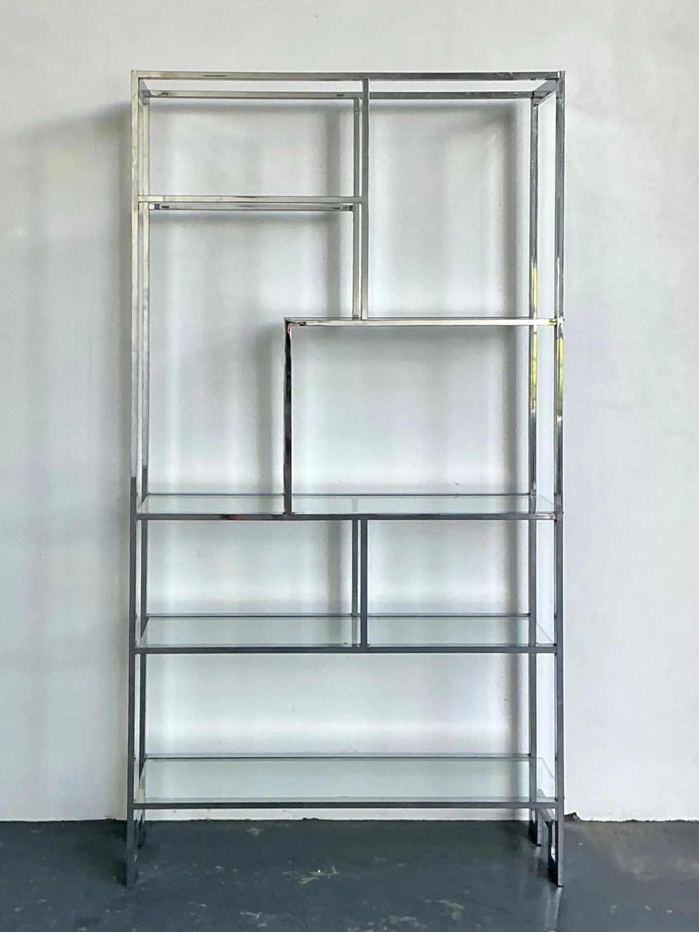 Vintage Chrome And Glass Etagere After Milo Baughman — additional photo 1