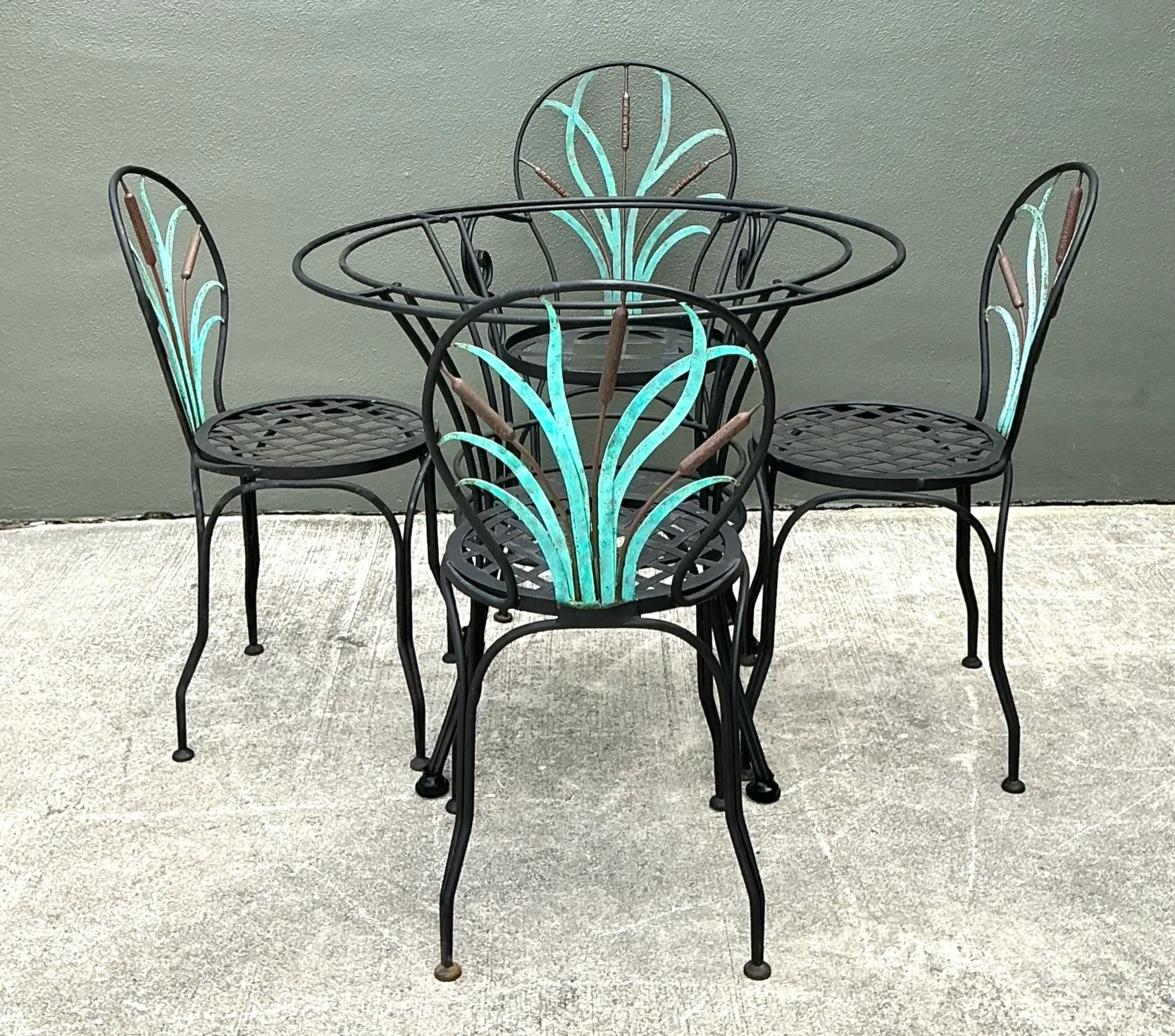 Vintage Cast Aluminum Cat Tail Dining Table Set of 5 — additional photo 4