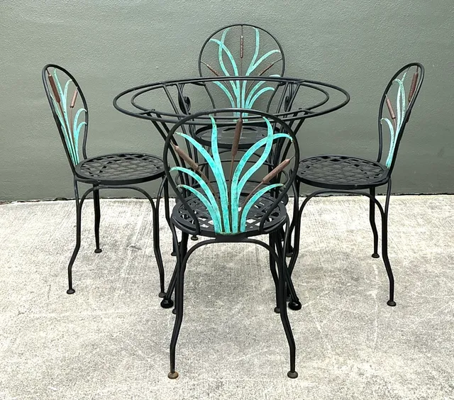 Vintage Cast Aluminum Cat Tail Dining Table Set of 5 — additional photo 4