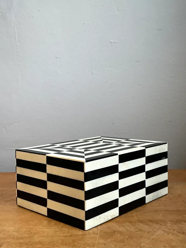 Vintage Black and White Bone Box — additional photo 2
