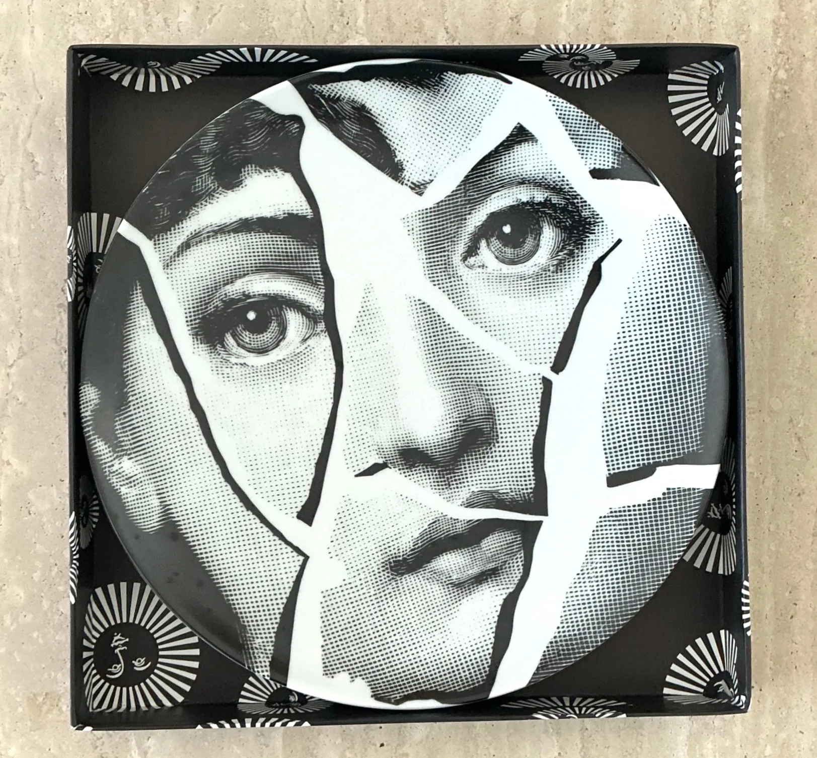 Vintage Fornasetti Tema e Variazioni Plate — additional photo 6