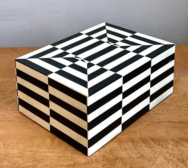 Vintage Black and White Bone Box — additional photo 5