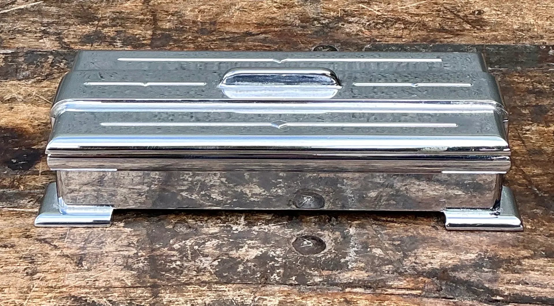 Vintage Deco Metal Lidded Box — additional photo 3