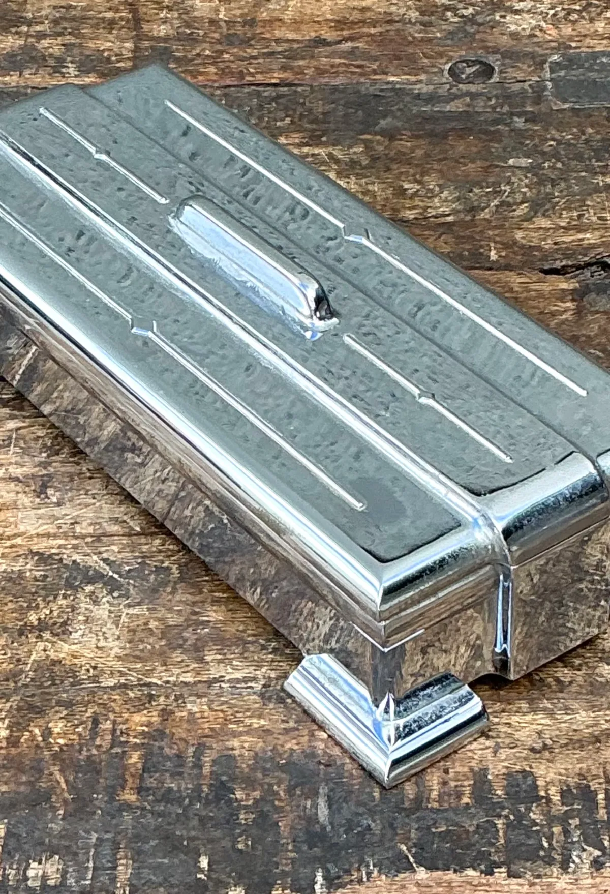 Vintage Deco Metal Lidded Box — additional photo 8