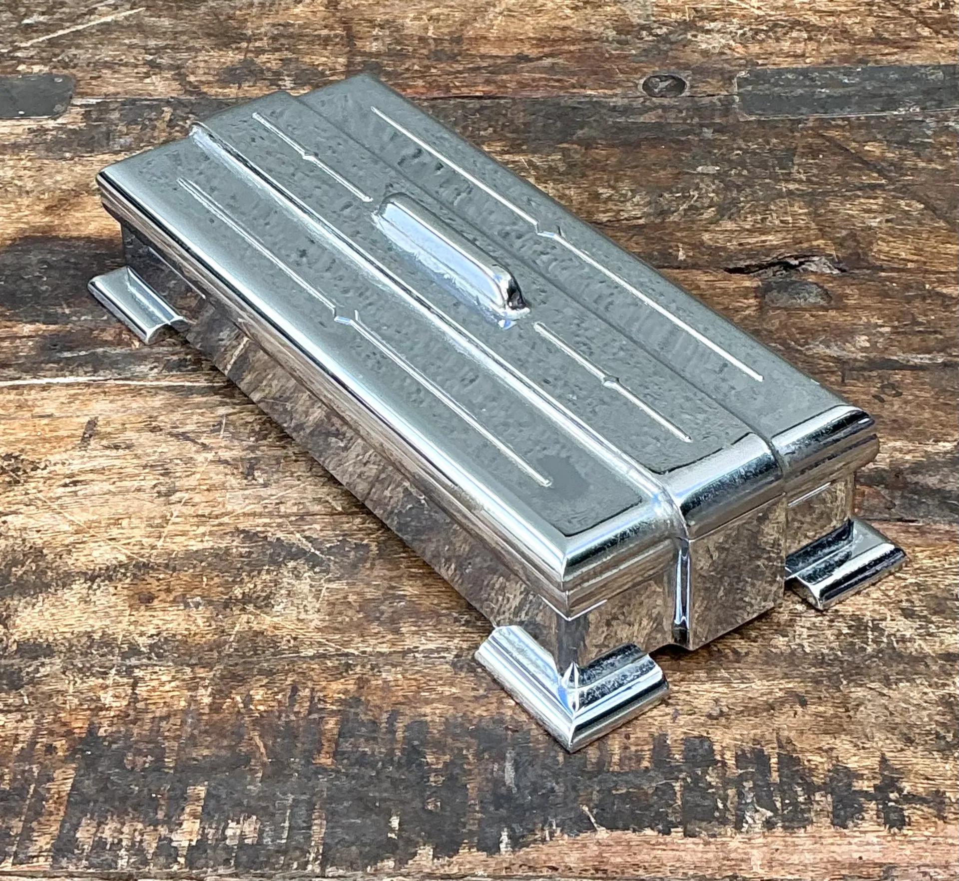 Vintage Deco Metal Lidded Box — additional photo 2