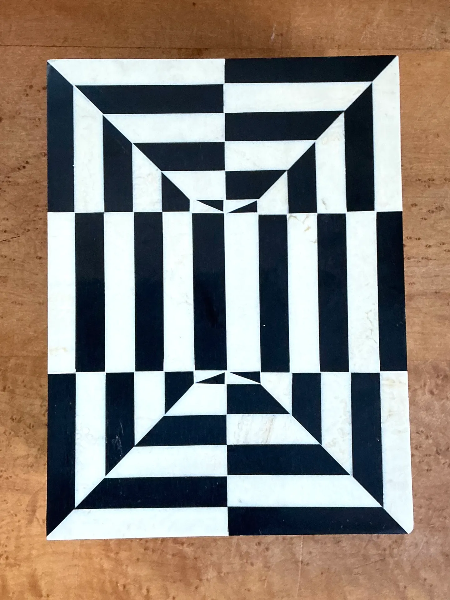 Vintage Black and White Bone Box — additional photo 4