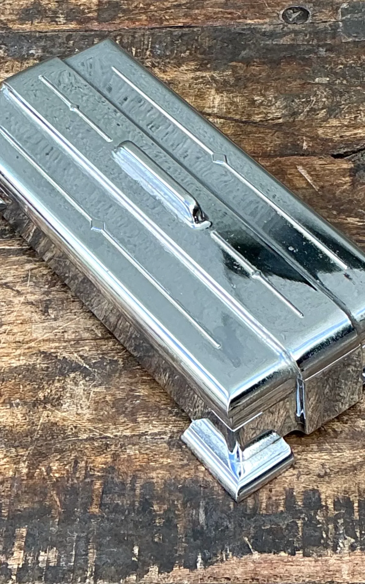 Vintage Deco Metal Lidded Box — additional photo 4