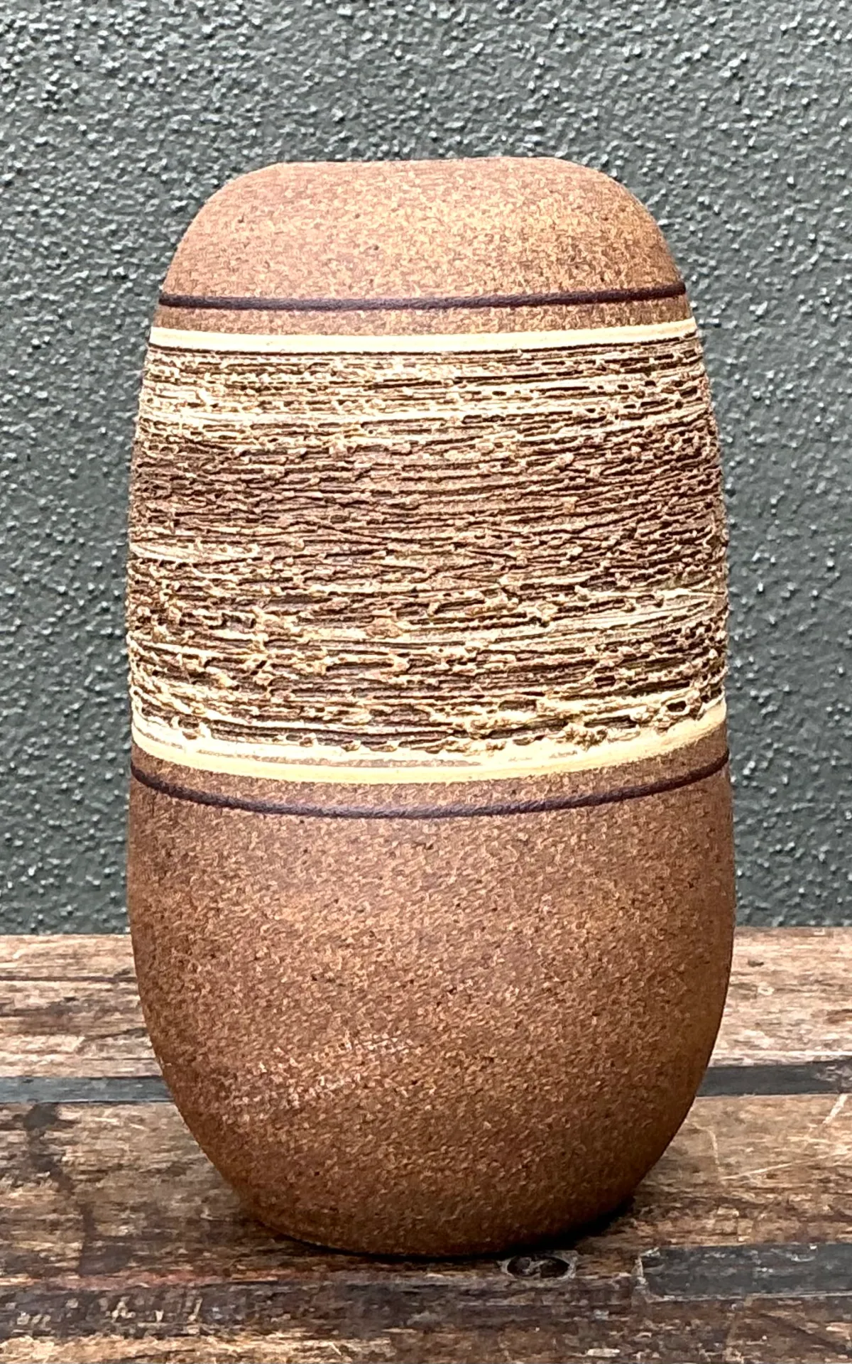 Vintage Textured Studio Pottery Vase — additional photo 3