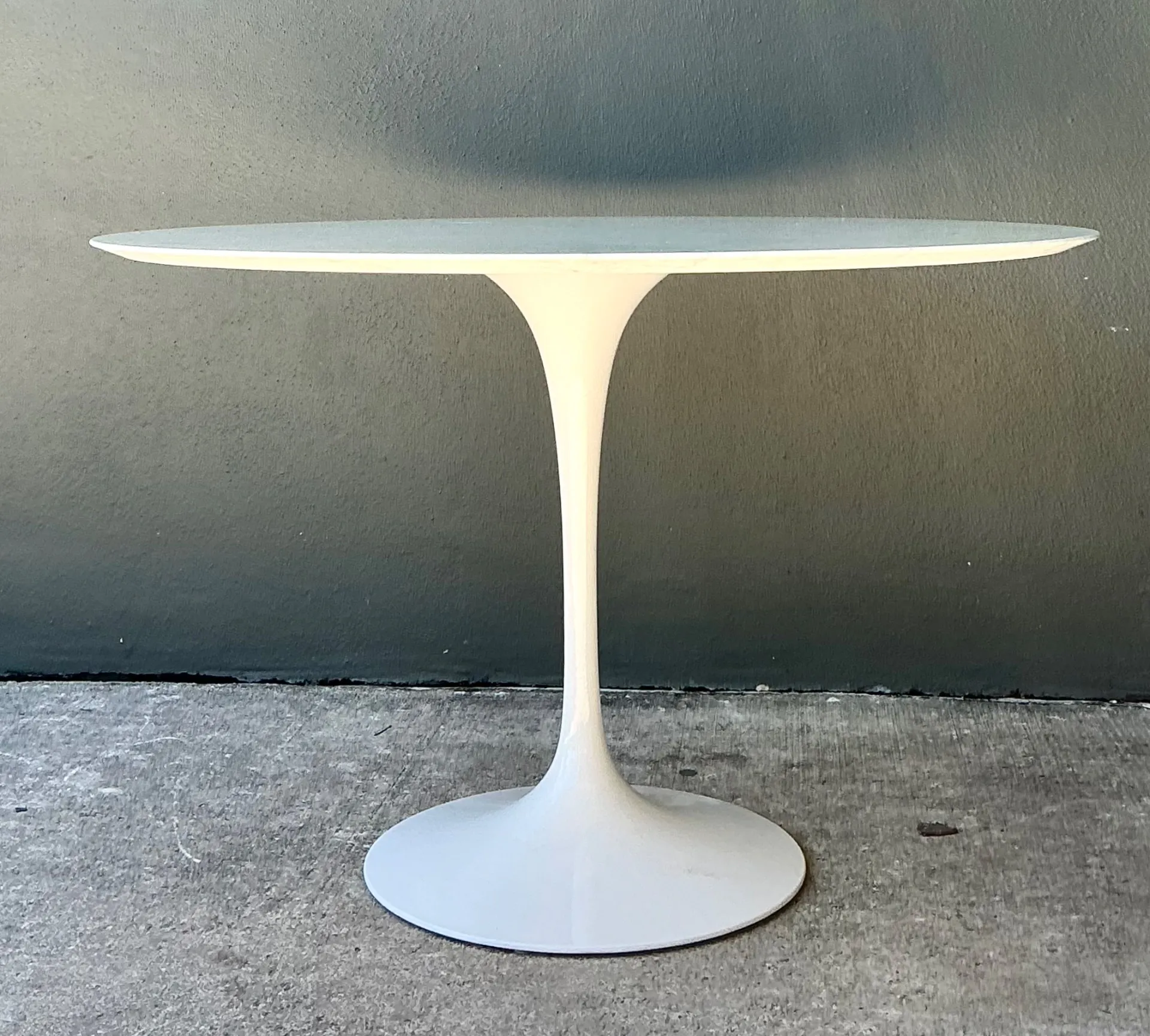 Eero Saarinen for Knoll Marble Top Tulip Table — additional photo 3
