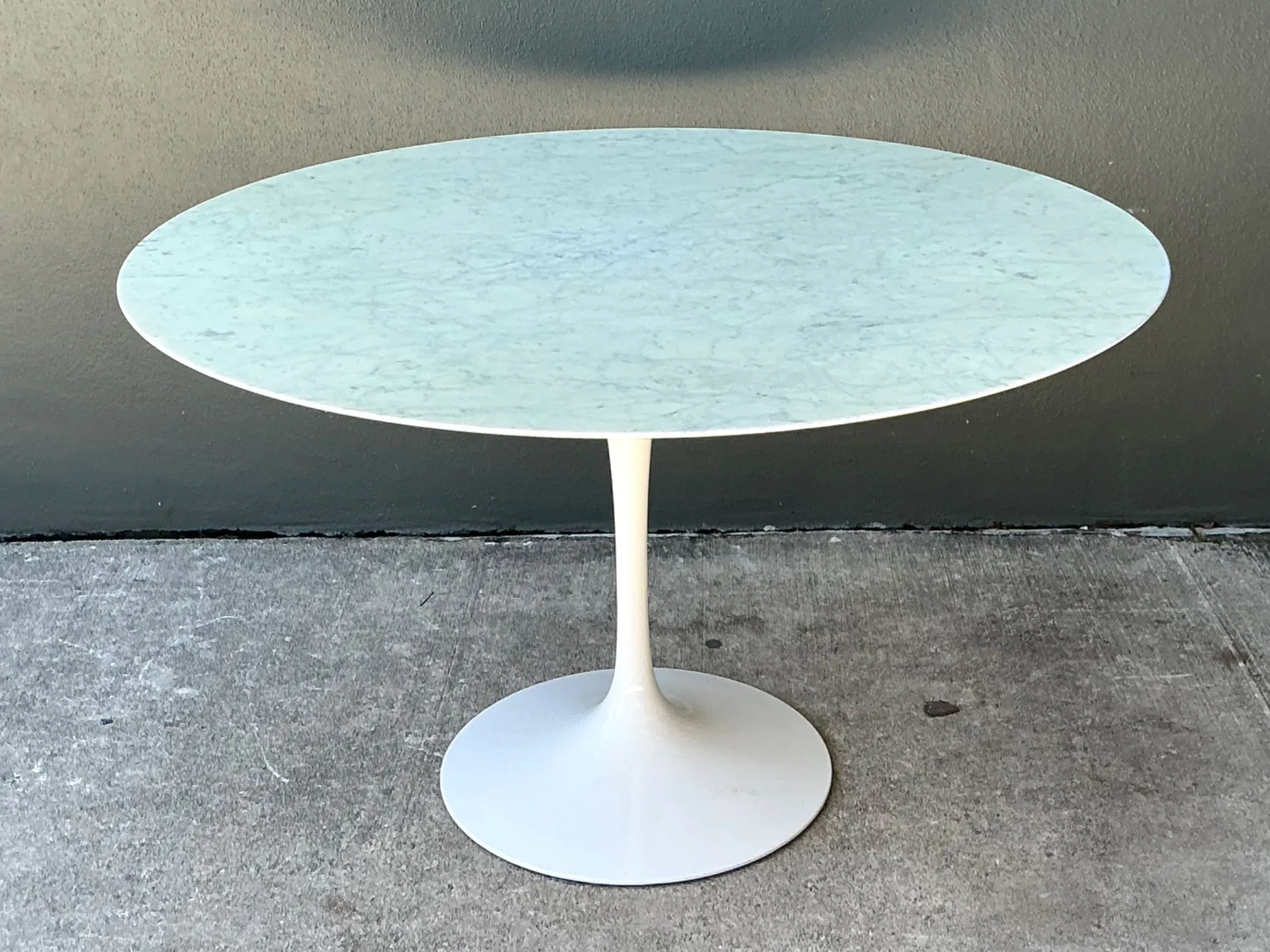 Eero Saarinen for Knoll Marble Top Tulip Table — additional photo 5