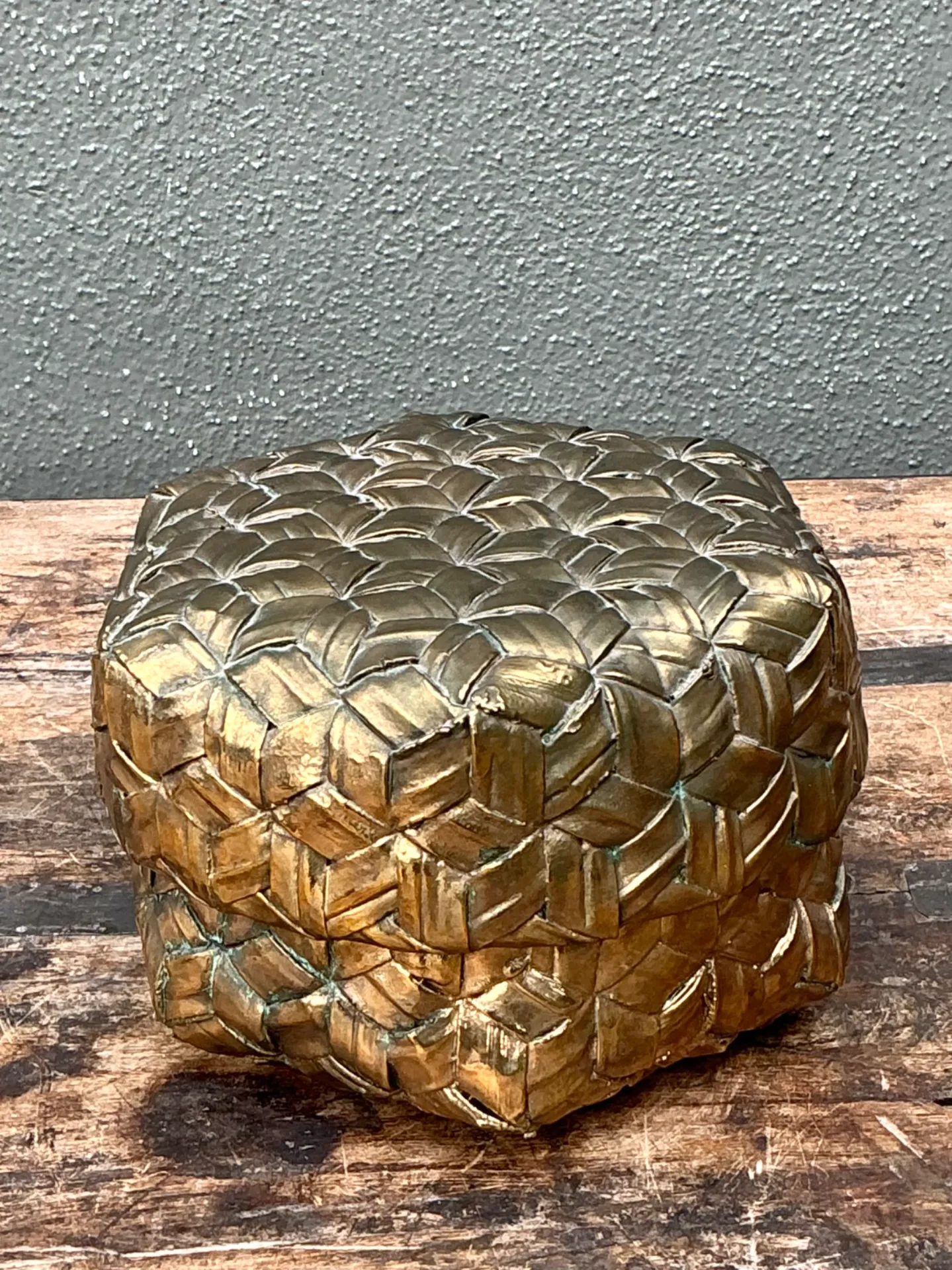 Vintage Gilded Rattan Decorative Hexagon Box — additional photo 3