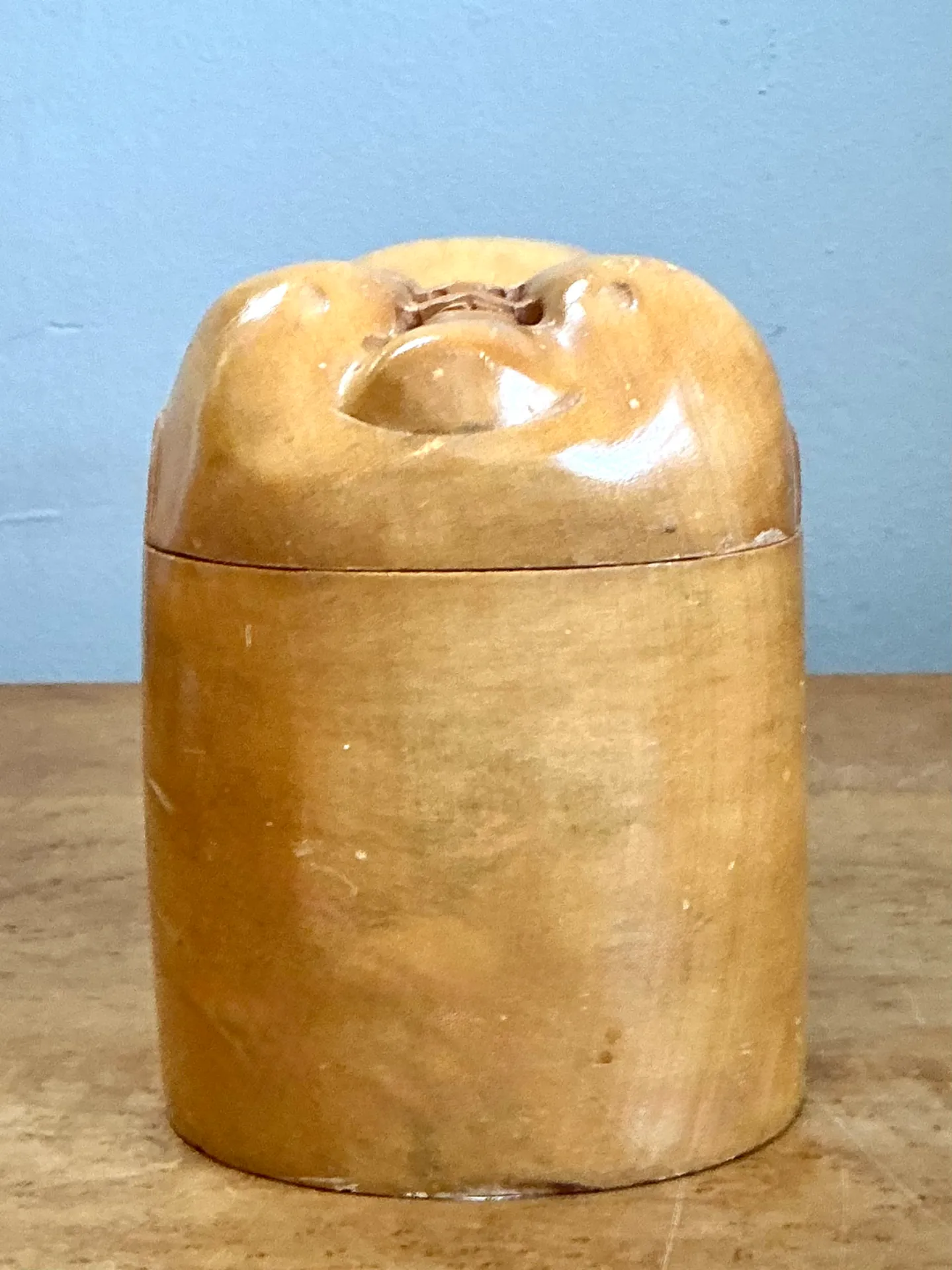 Vintage Carved Wood Smiling Face Box — additional photo 3
