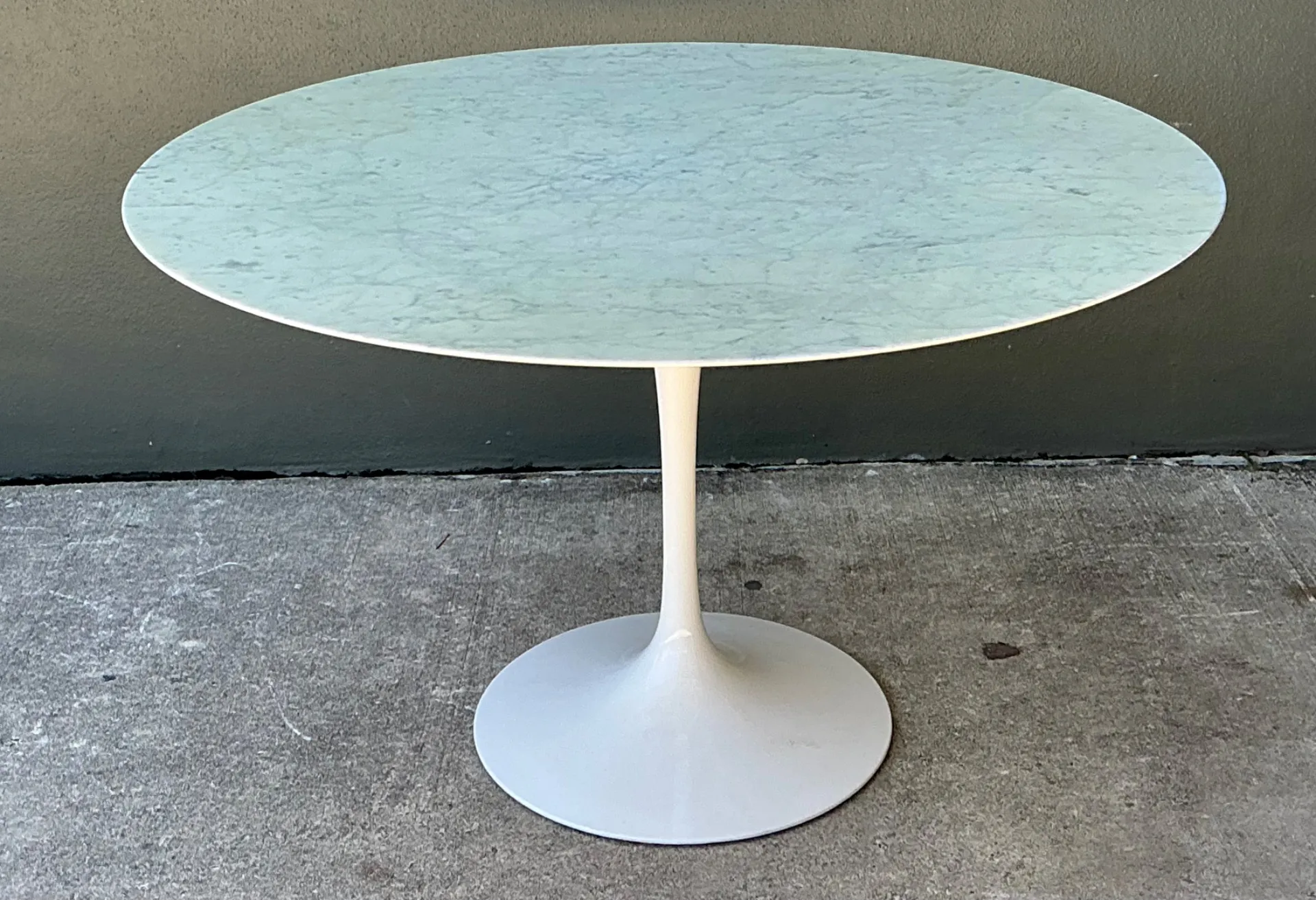 Eero Saarinen for Knoll Marble Top Tulip Table — additional photo 4