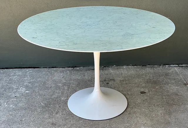 Eero Saarinen for Knoll Marble Top Tulip Table — additional photo 4