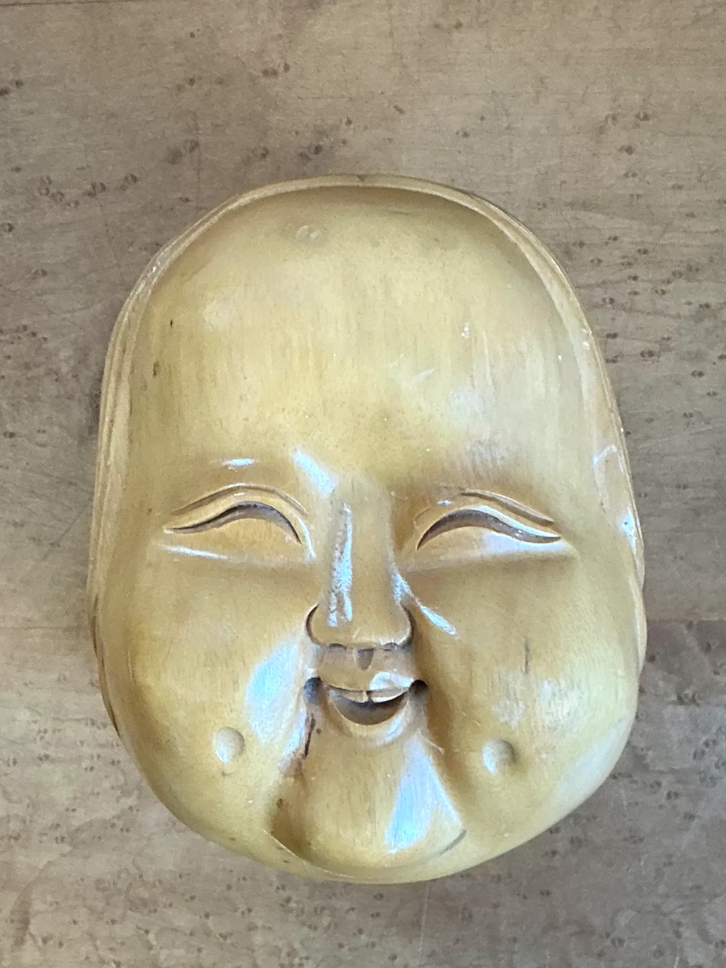 Vintage Carved Wood Smiling Face Box — additional photo 2