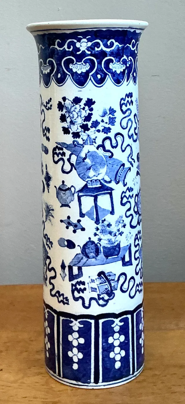 Vintage Chinese Blue and White Ceramic Vase — additional photo 3