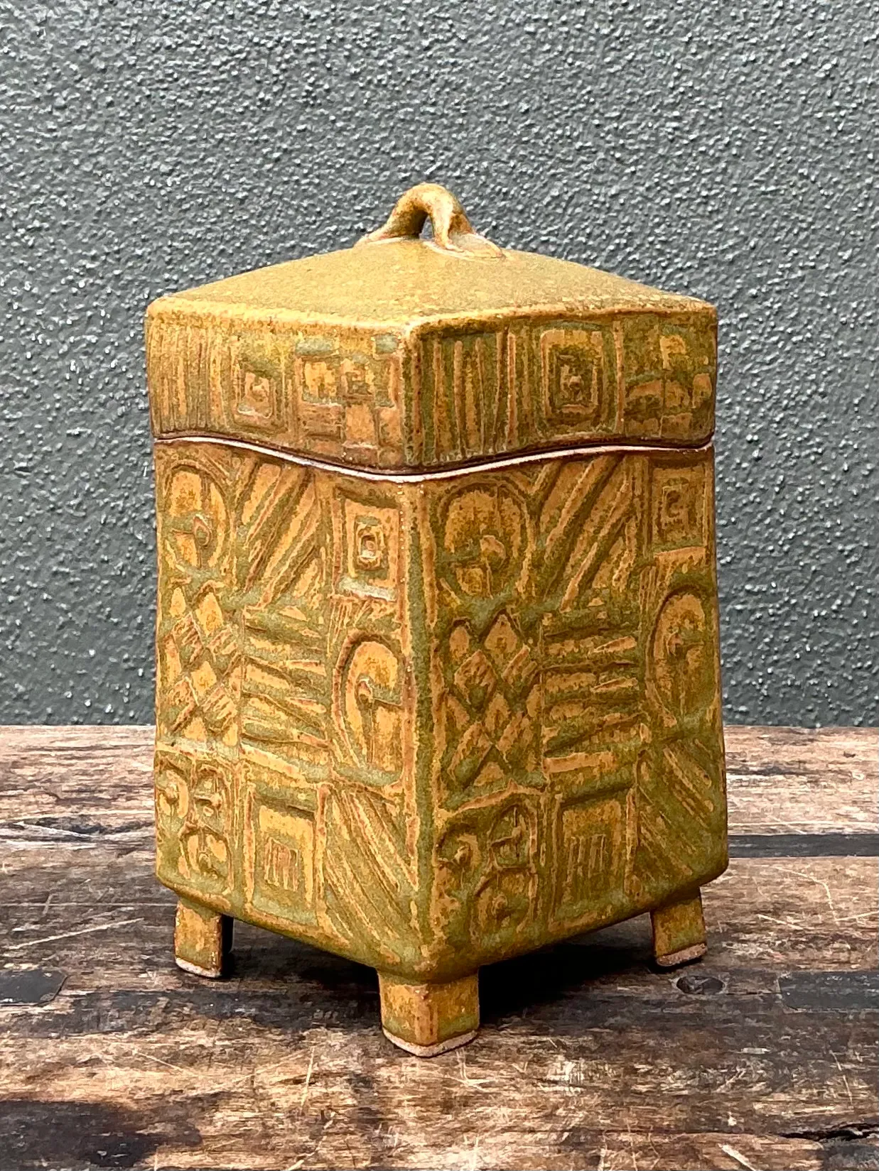 Vintage Textured Ceramic Lidded Box — additional photo 5