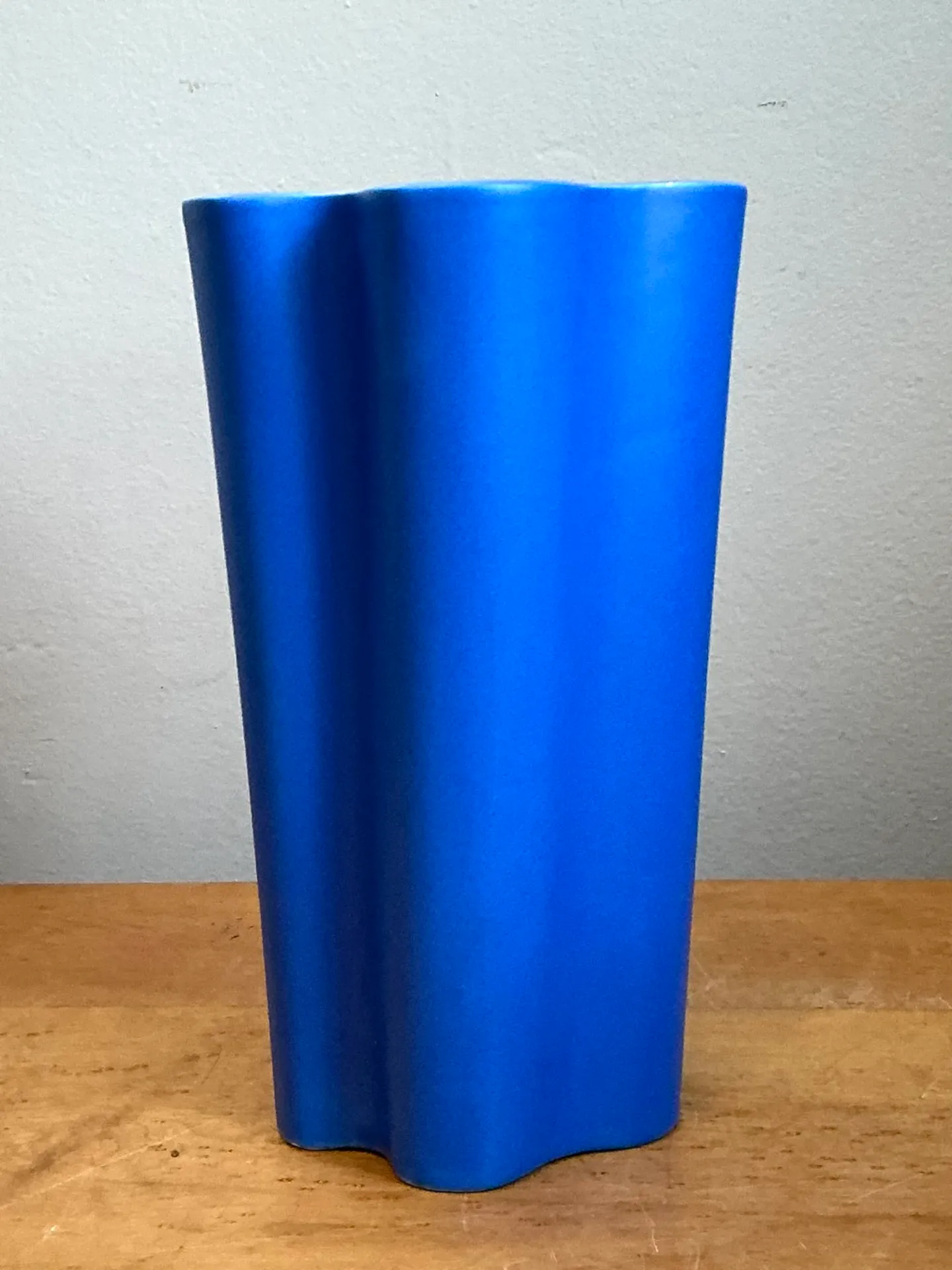 Vintage Blue Fluted Ceramic Vase — additional photo 4