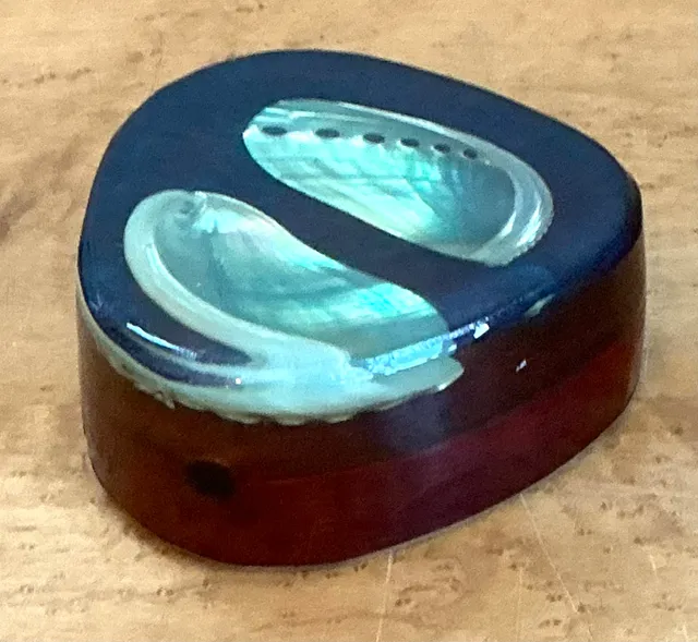 Vintage Resin Shell Paperweight — additional photo 2