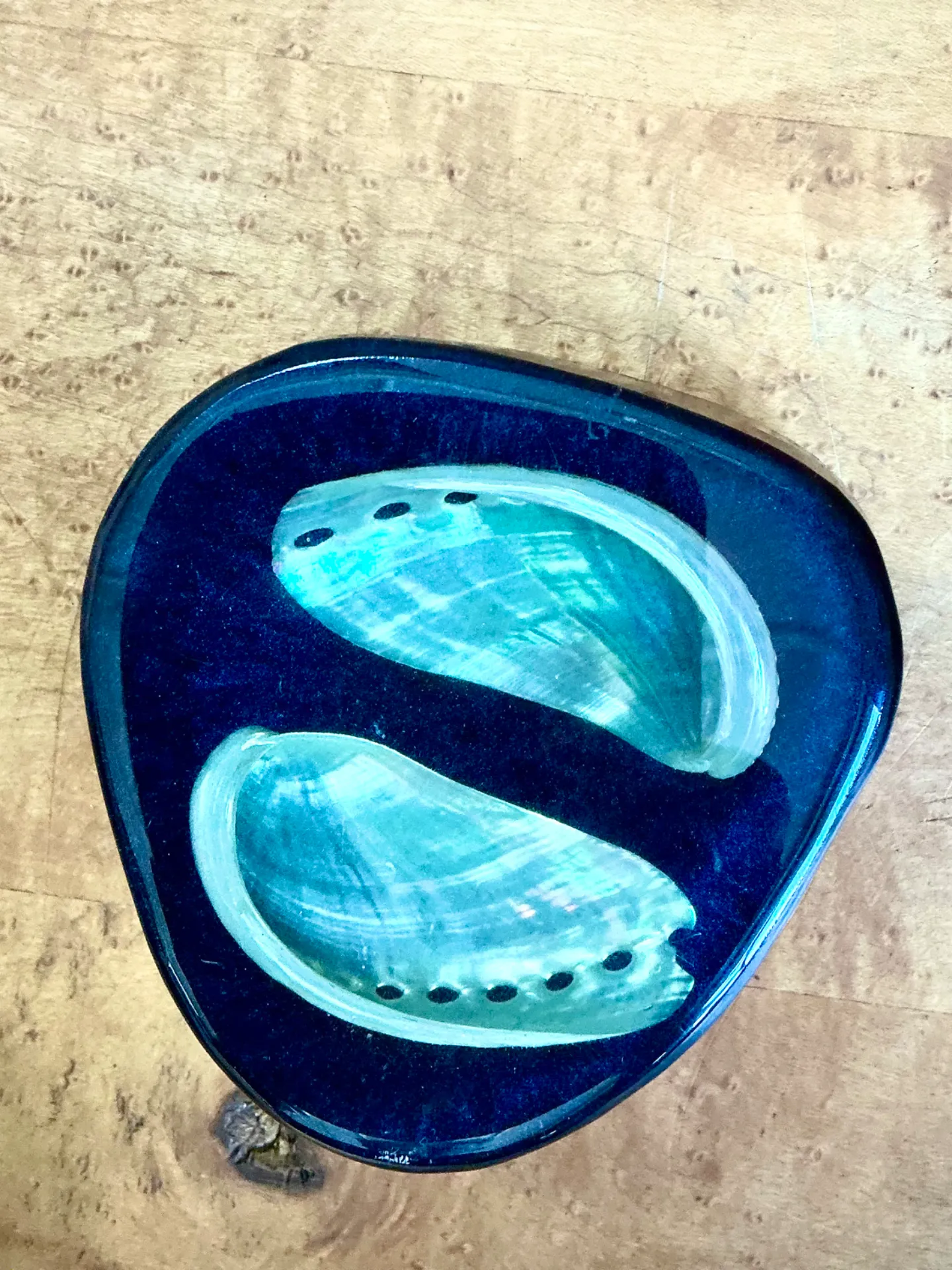Vintage Resin Shell Paperweight — additional photo 1