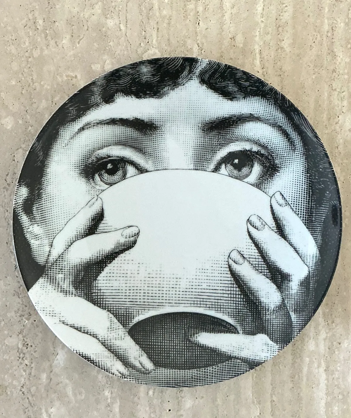 Vintage Fornasetti Tema e Variazioni Plate - Interior view
