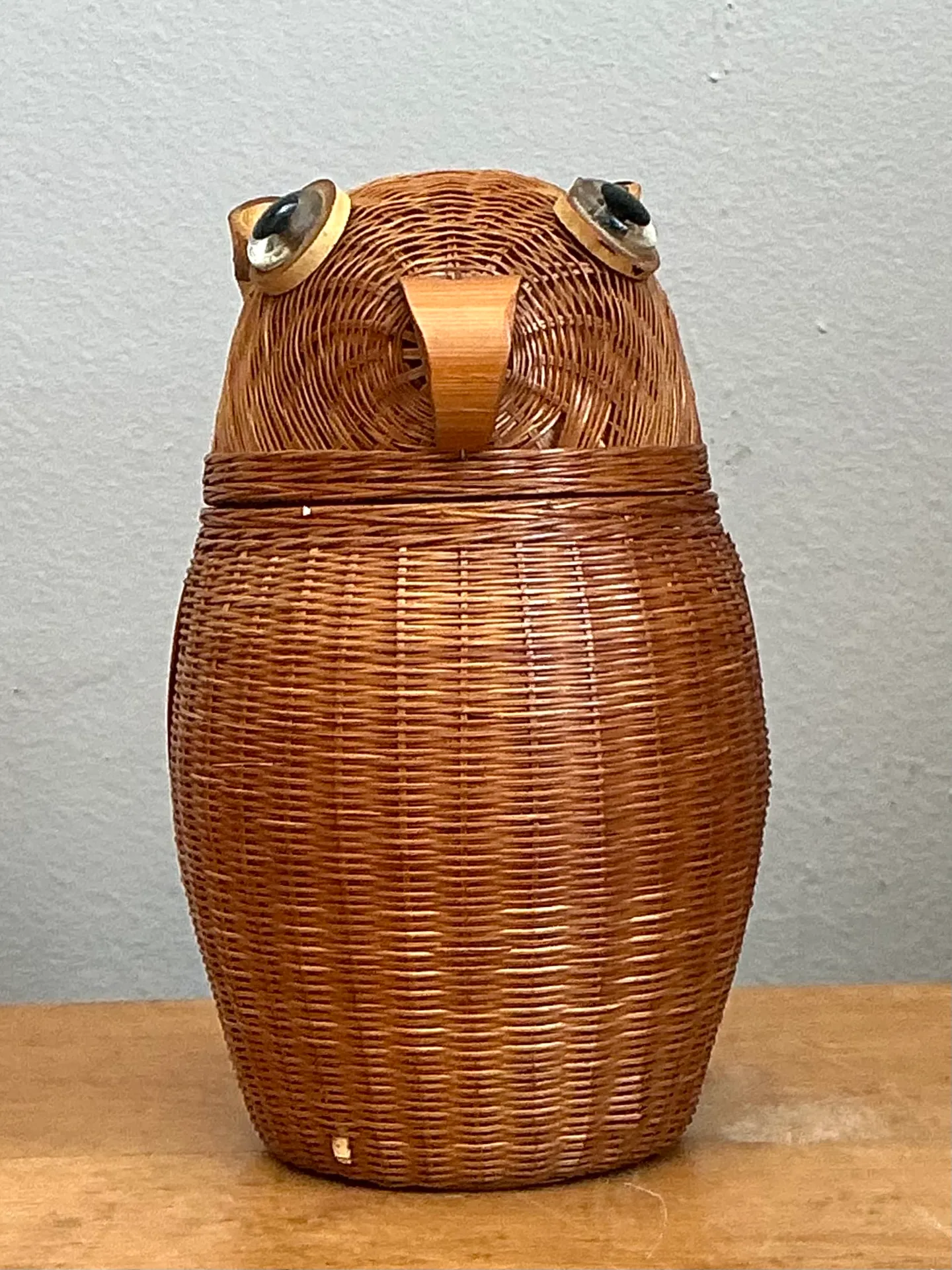 Vintage Shanghai Weave Rattan Owl Basket — additional photo 7
