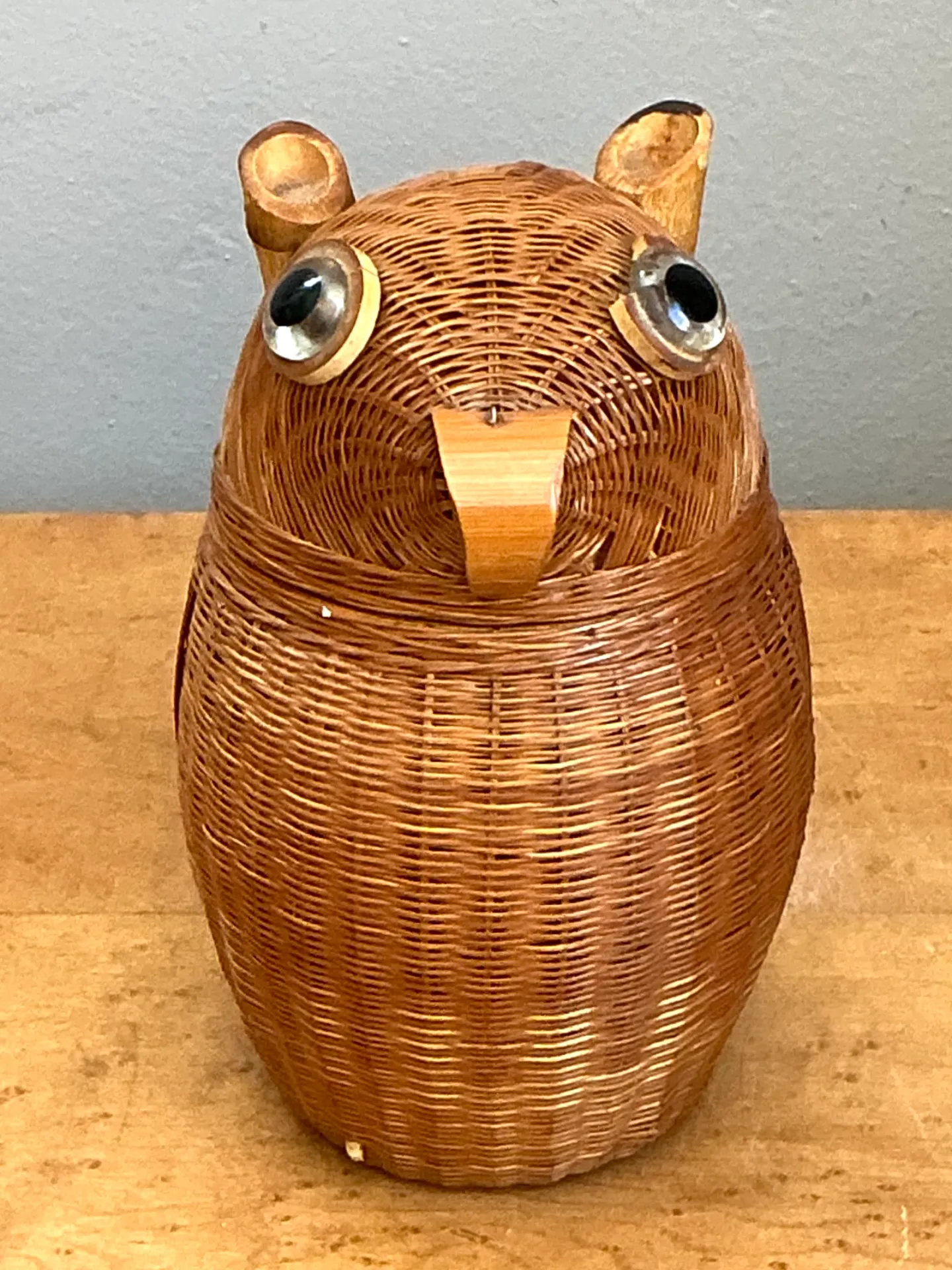 Vintage Shanghai Weave Rattan Owl Basket — additional photo 1