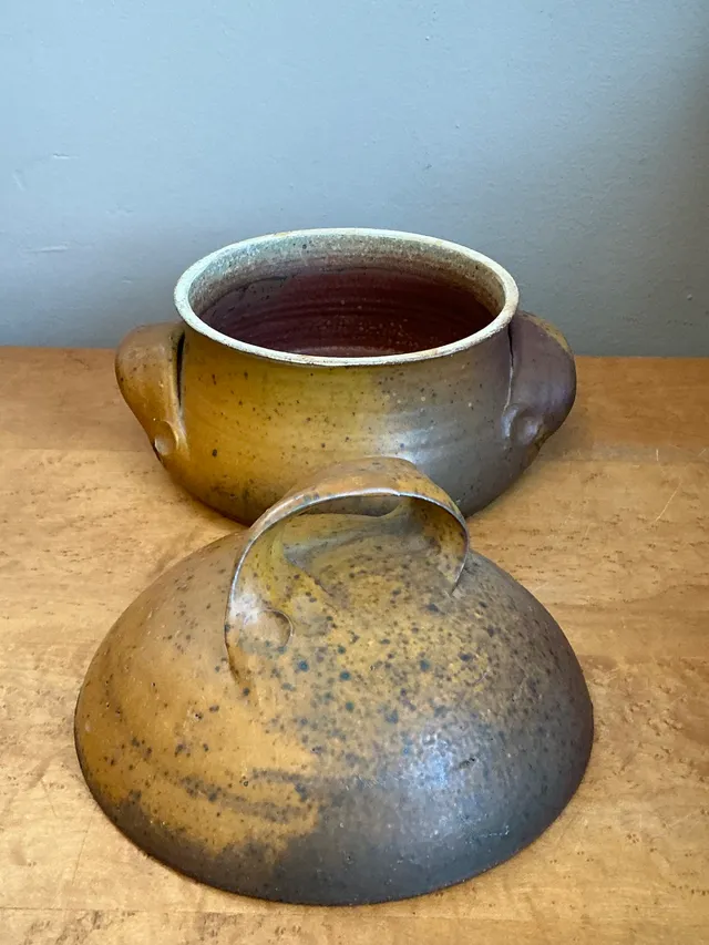 Vintage Studio Pottery Lidded Bowl — additional photo 3