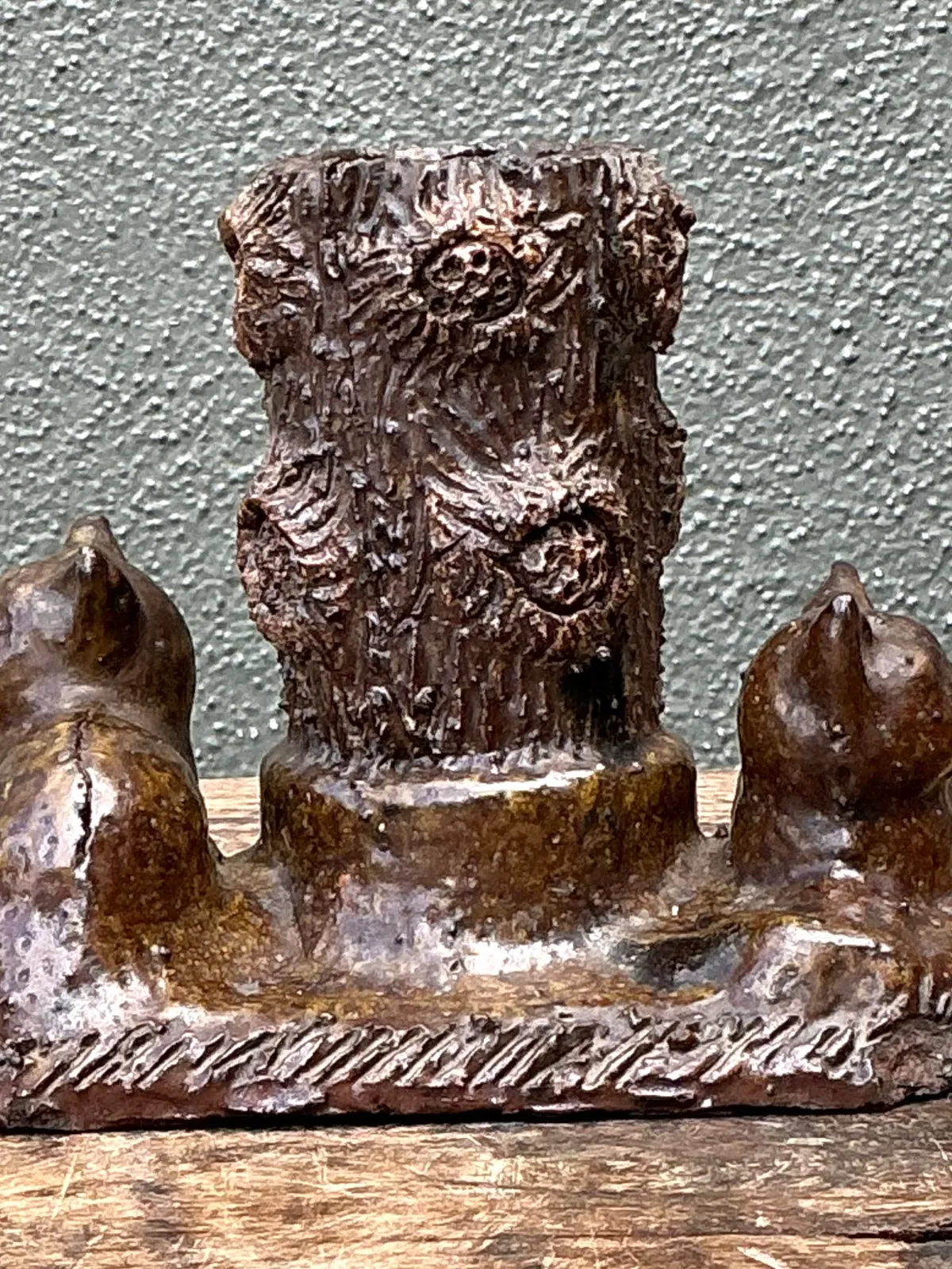 Vintage Ceramic Cat and Tree Stump Vase — additional photo 3