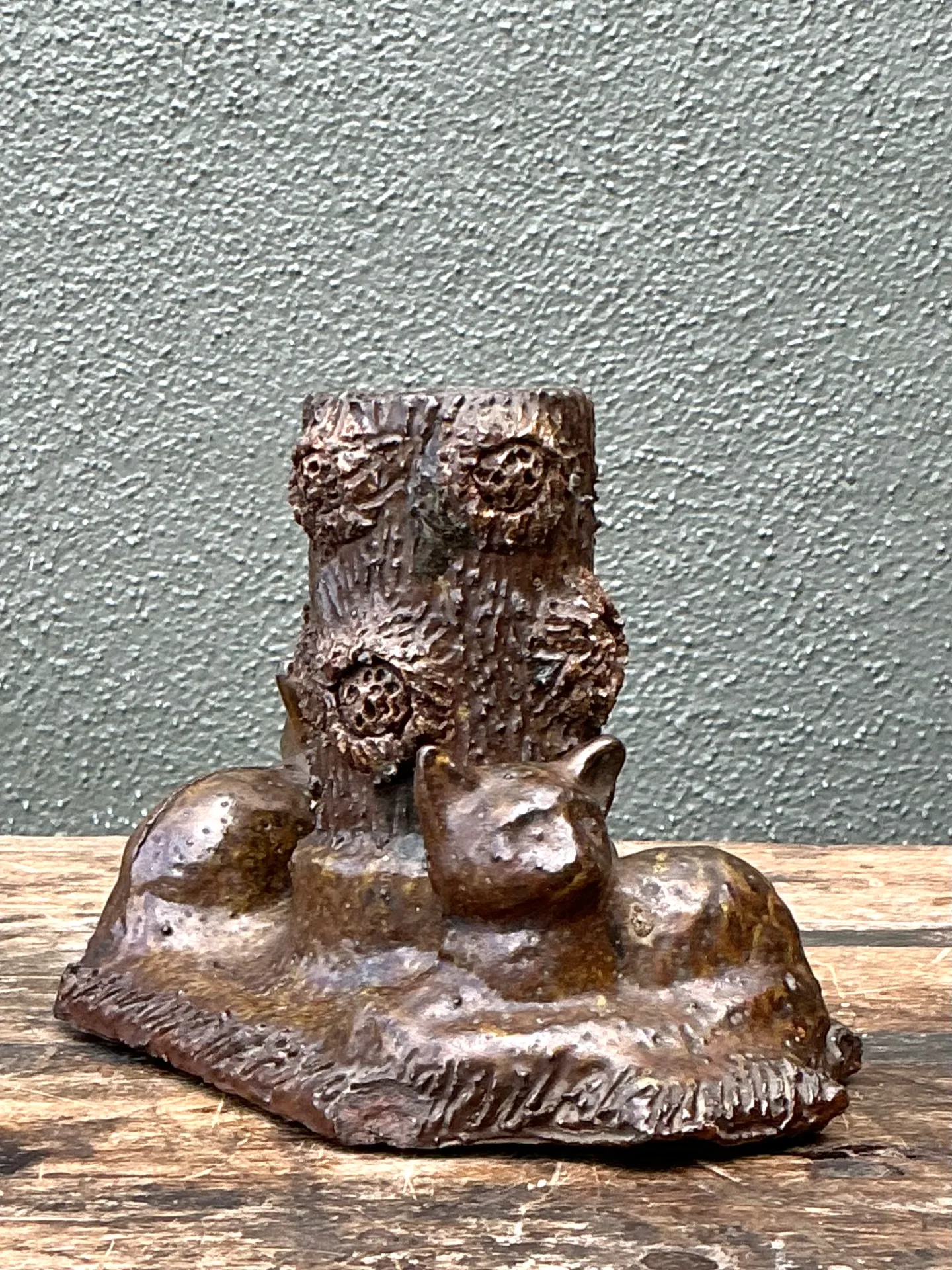 Vintage Ceramic Cat and Tree Stump Vase — additional photo 5