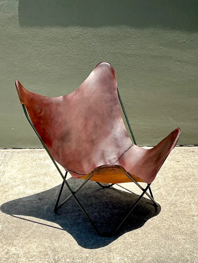 Vintage Leather and Metal Butterfly Chair — additional photo 4