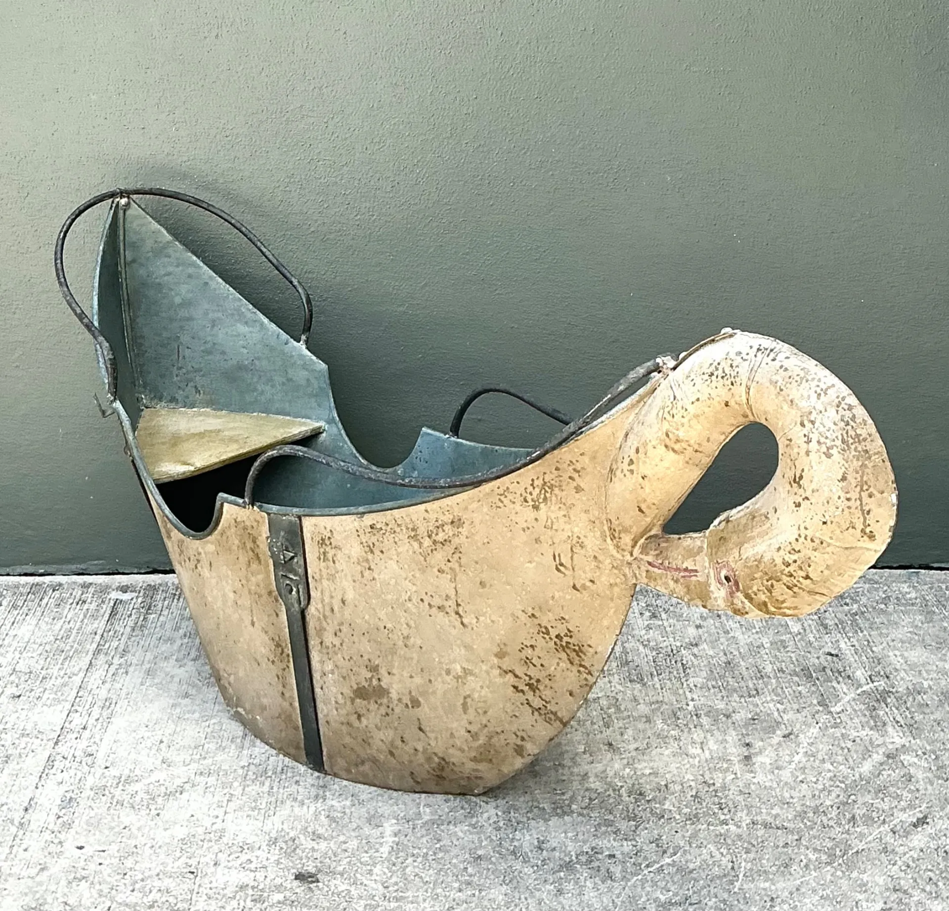 Vintage Distressed Metal Carousel Swan — additional photo 2