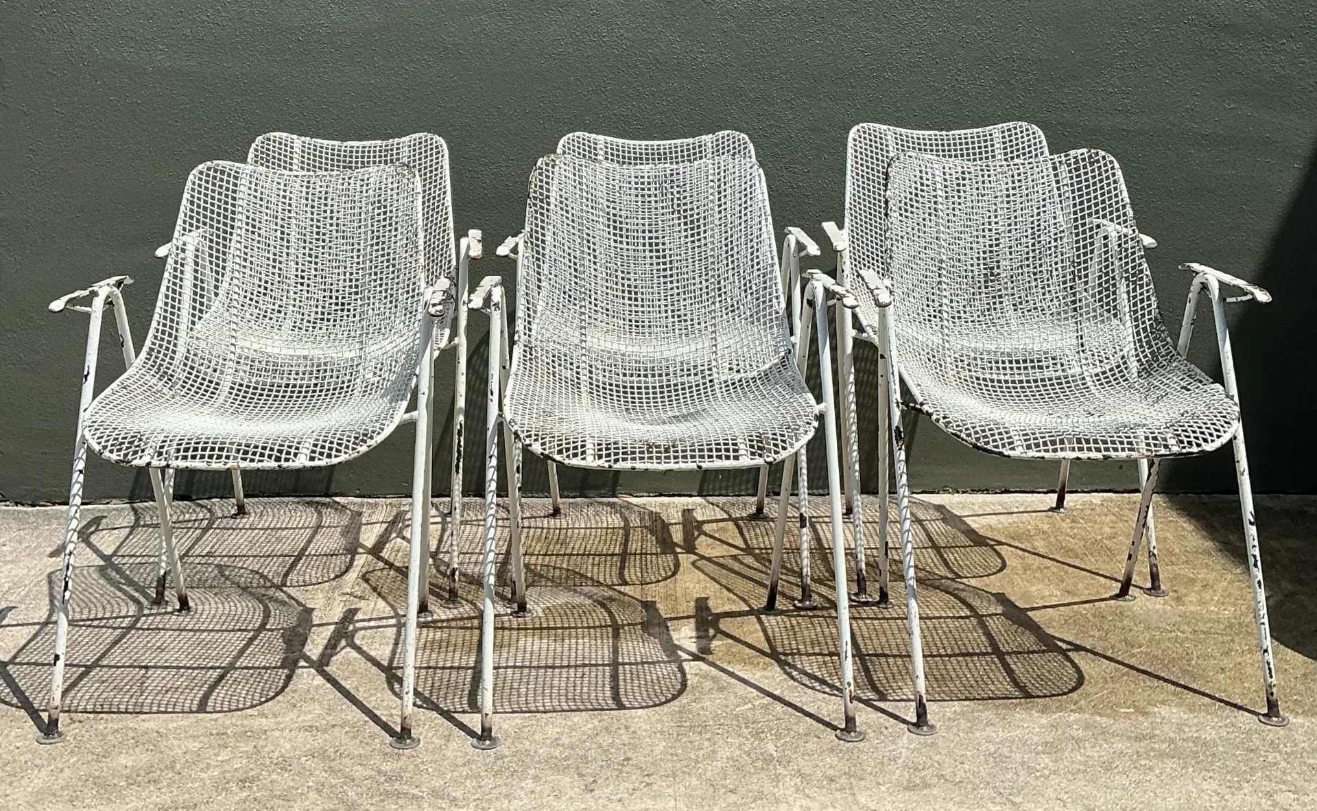 Vintage MCM Russell Woodard Wire Mesh Patio Chairs - Set of 6 — additional photo 8