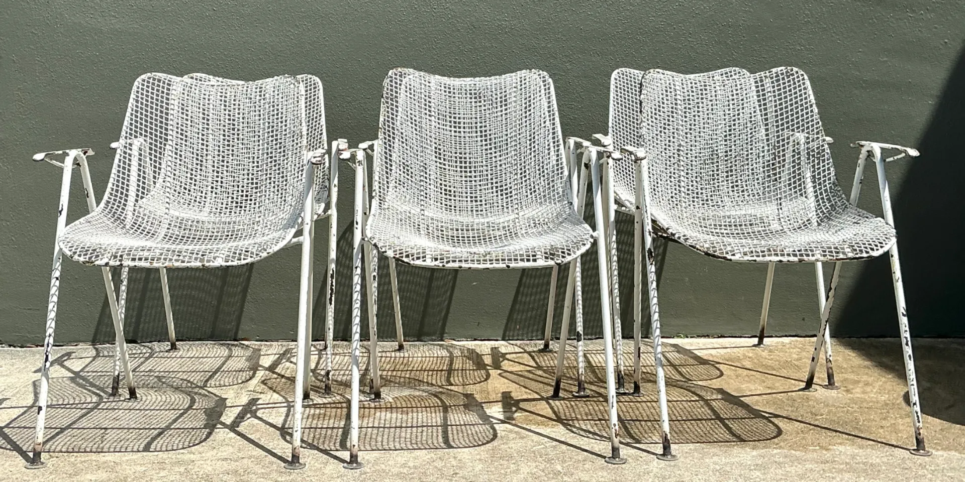 Vintage MCM Russell Woodard Wire Mesh Patio Chairs - Set of 6 — additional photo 5