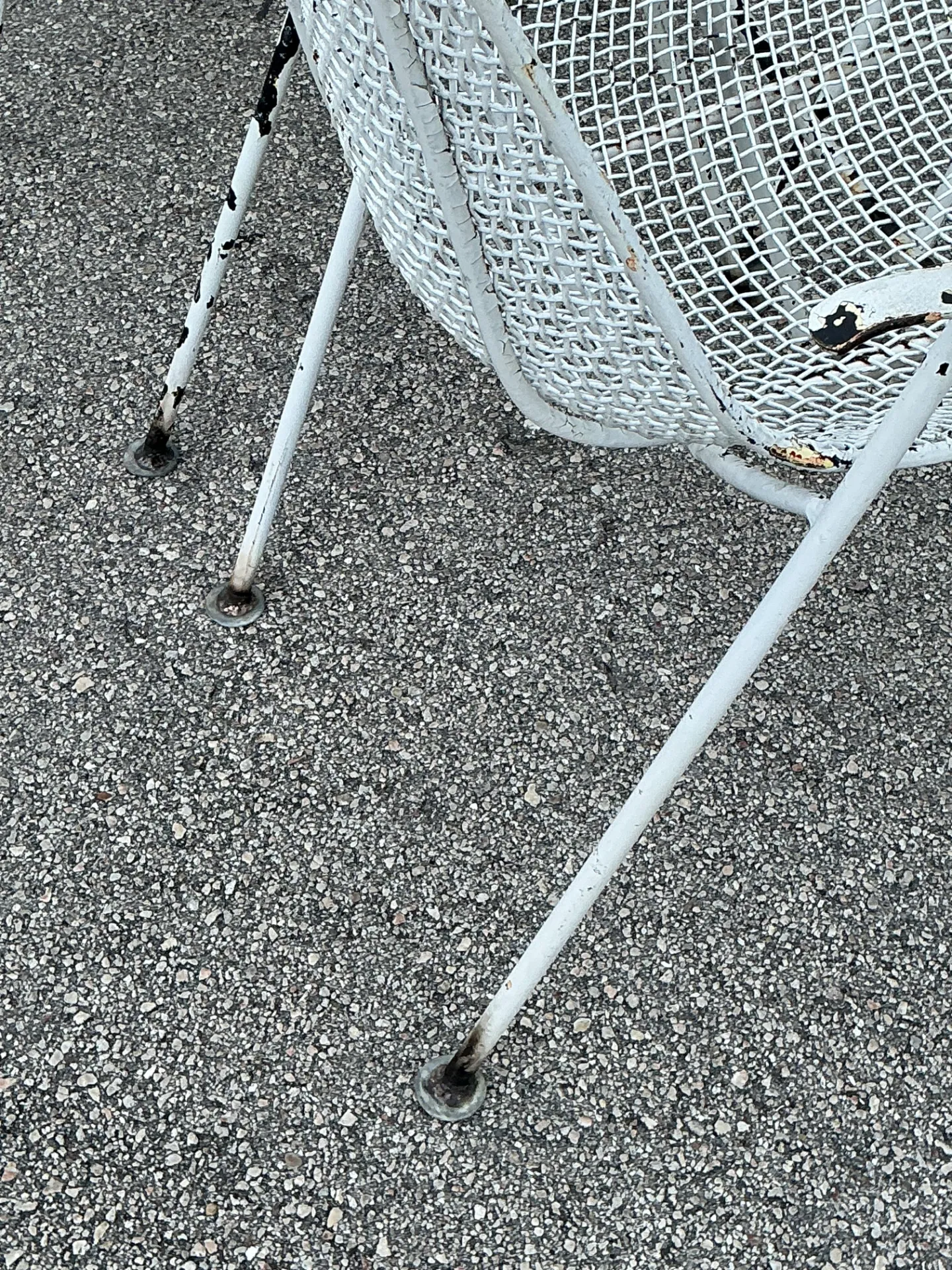 Vintage MCM Russell Woodard Wire Mesh Patio Chairs - Set of 6 — additional photo 6