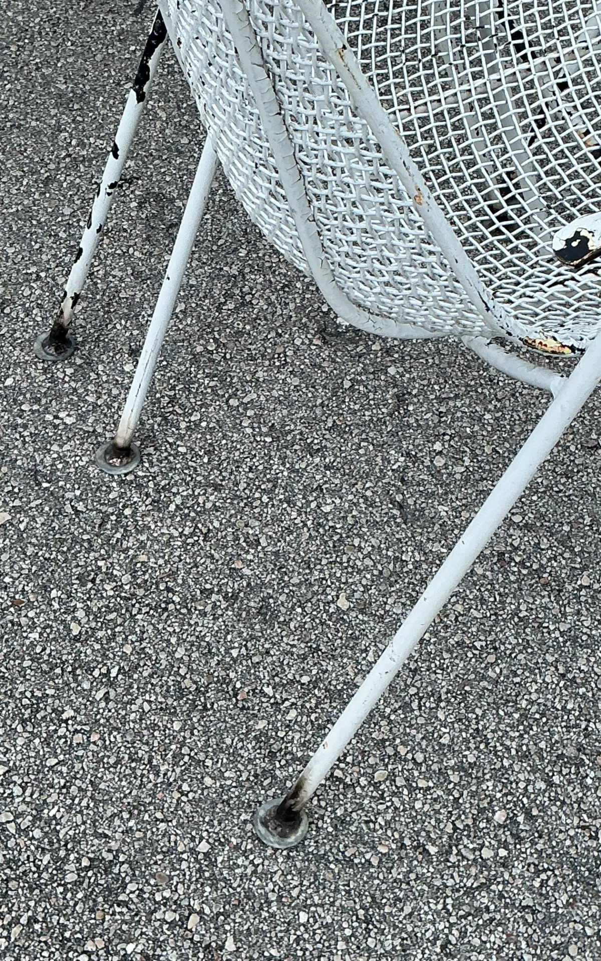 Vintage MCM Russell Woodard Wire Mesh Patio Chairs - Set of 6 — additional photo 6