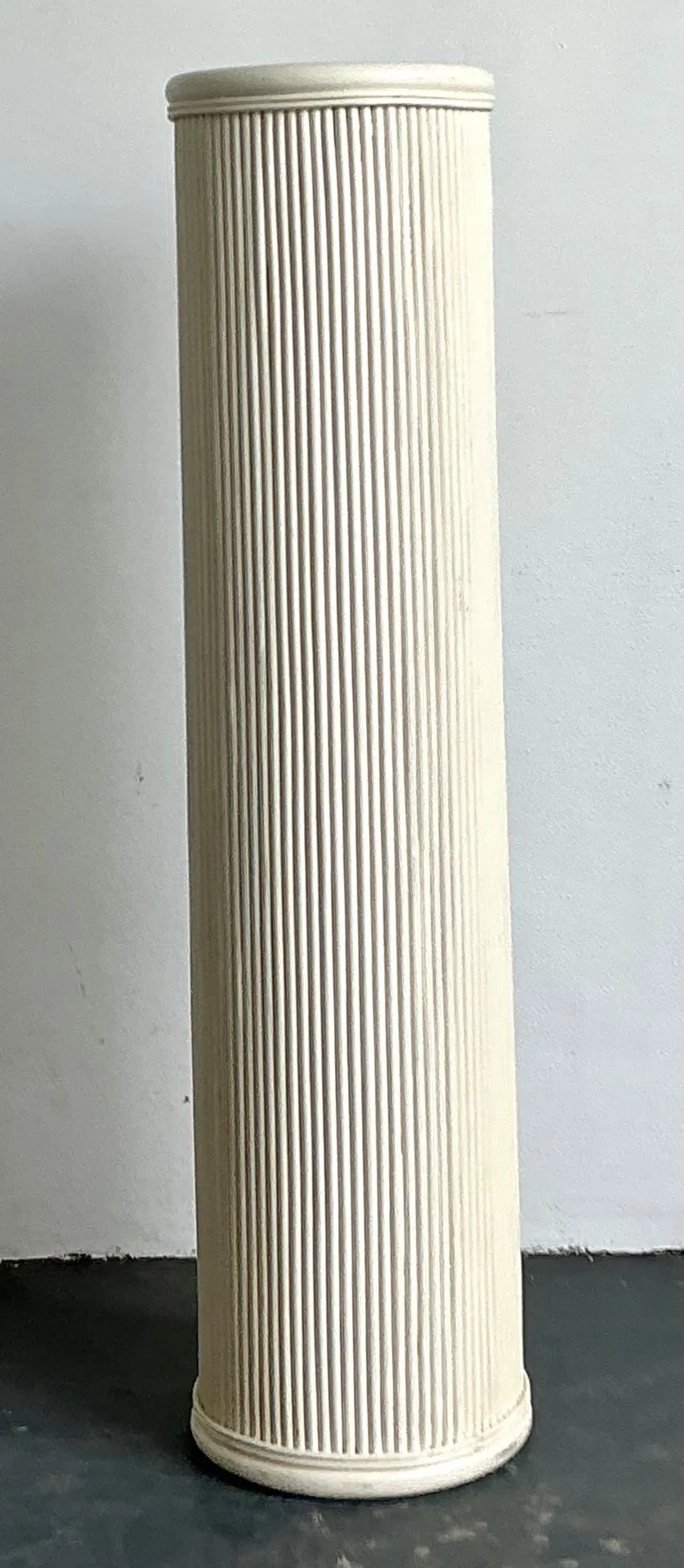 Vintage White Painted Rattan Pedestal — additional photo 2